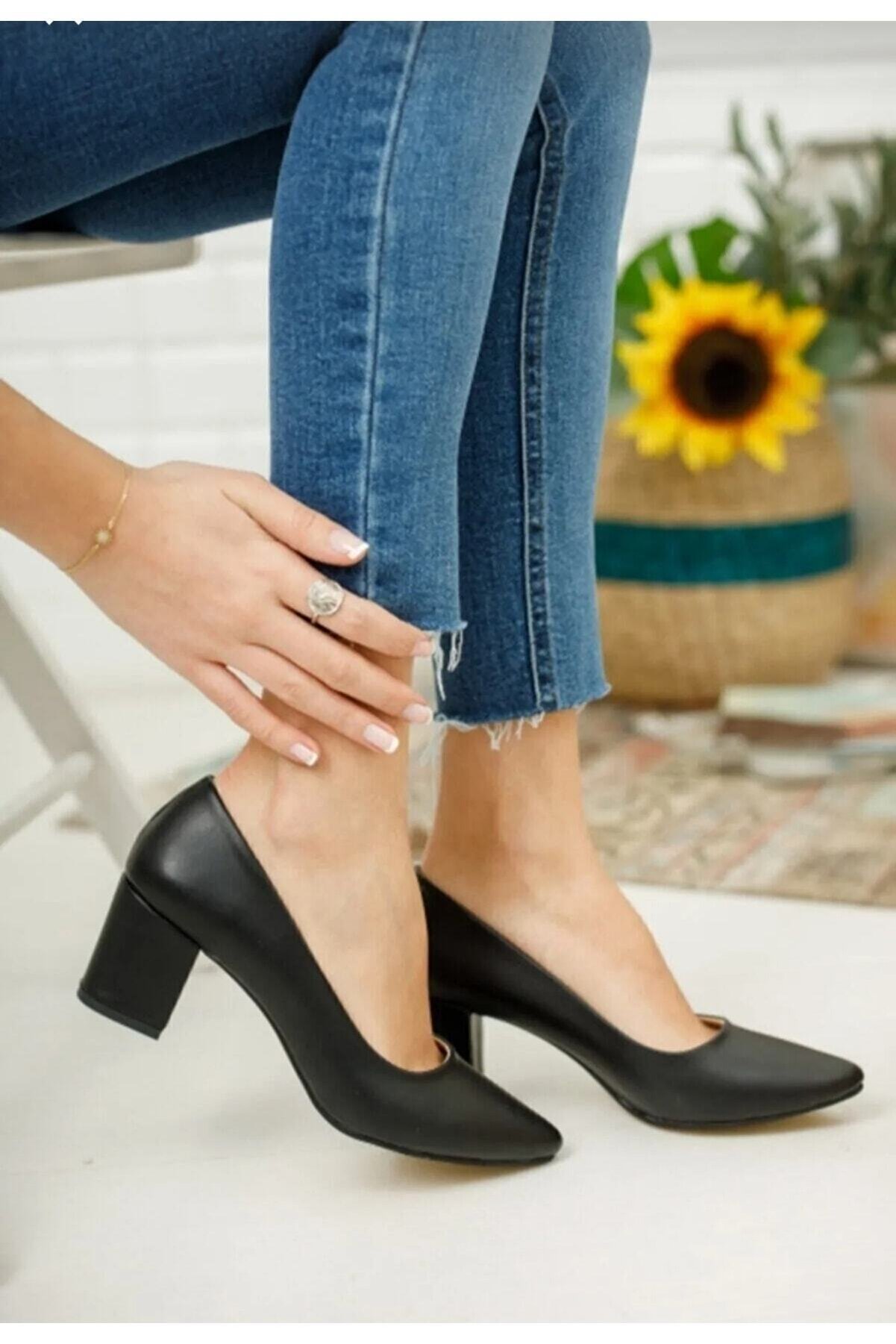 BAY ARMEDON Kadın Ayakkabı Siyah Cilt Kısa Kalın Topuklu Abiye Ayakkabı Klasik Günlük Ayakkabı Cilt 5 Cm