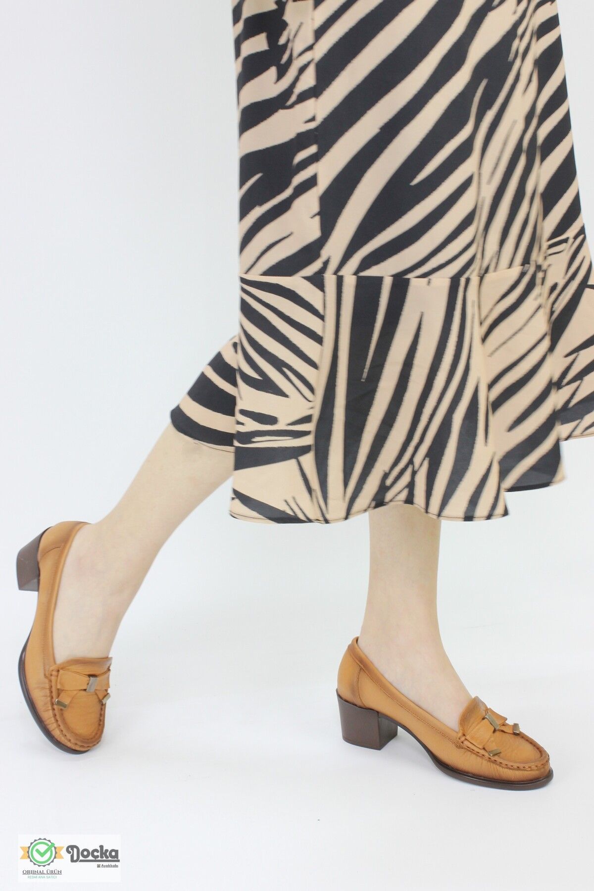 Mammamia Kadın Hakiki Deri Alçak Topuklu Ortopedik Klasik Ayakkabı M25/YA-ALİCE