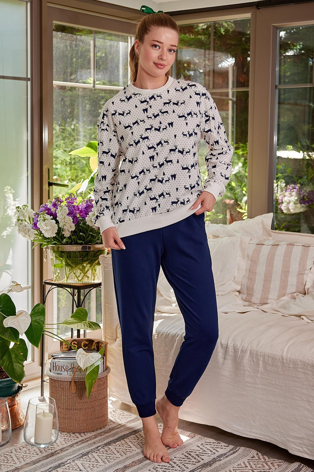 Zeyland Kadın Geyik Desenli Pijama Takımı