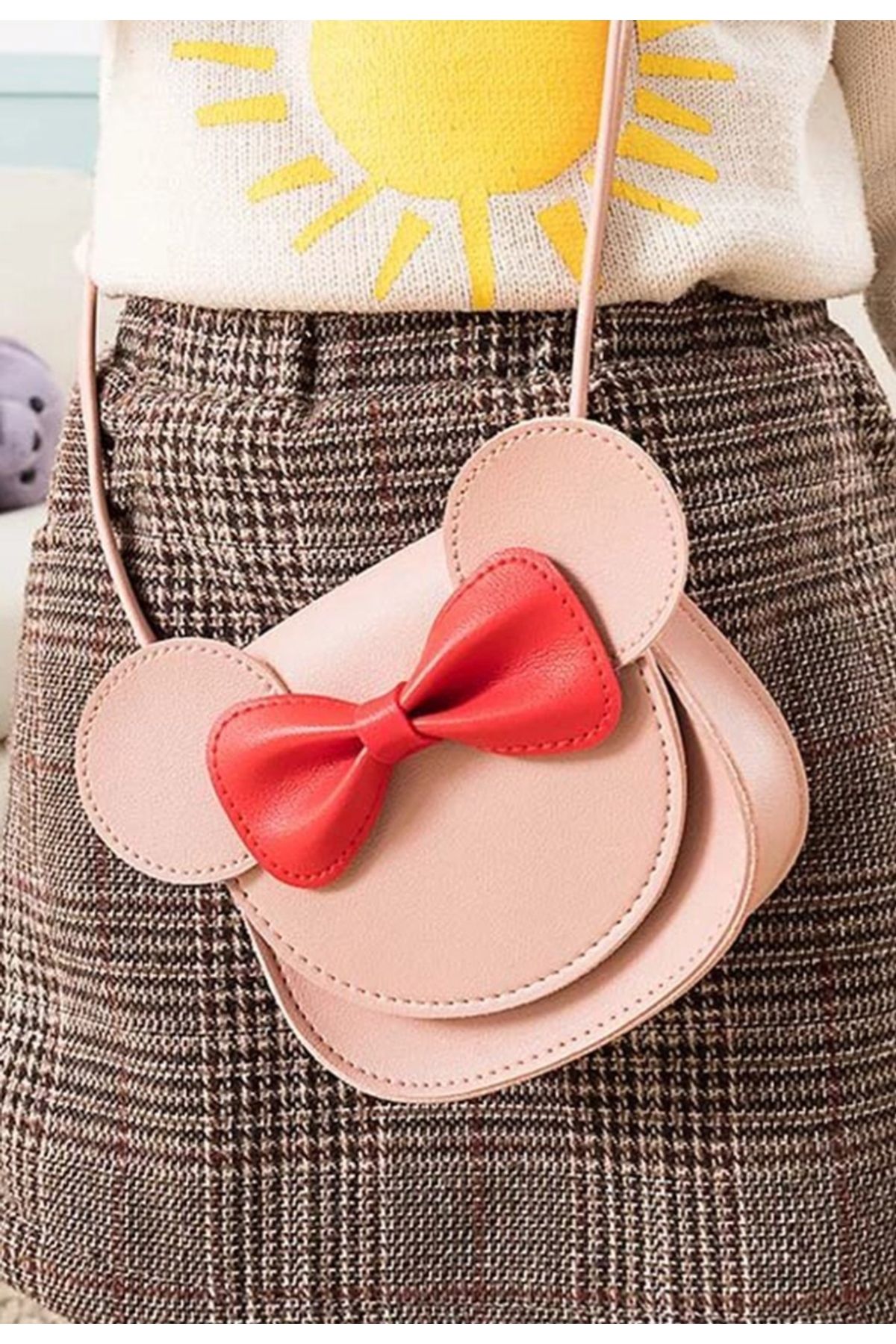 Zehra Aksesuar Fiyonk detaylı Minnie mouse kulaklı kapaklı deri çapraz çocuk çanta