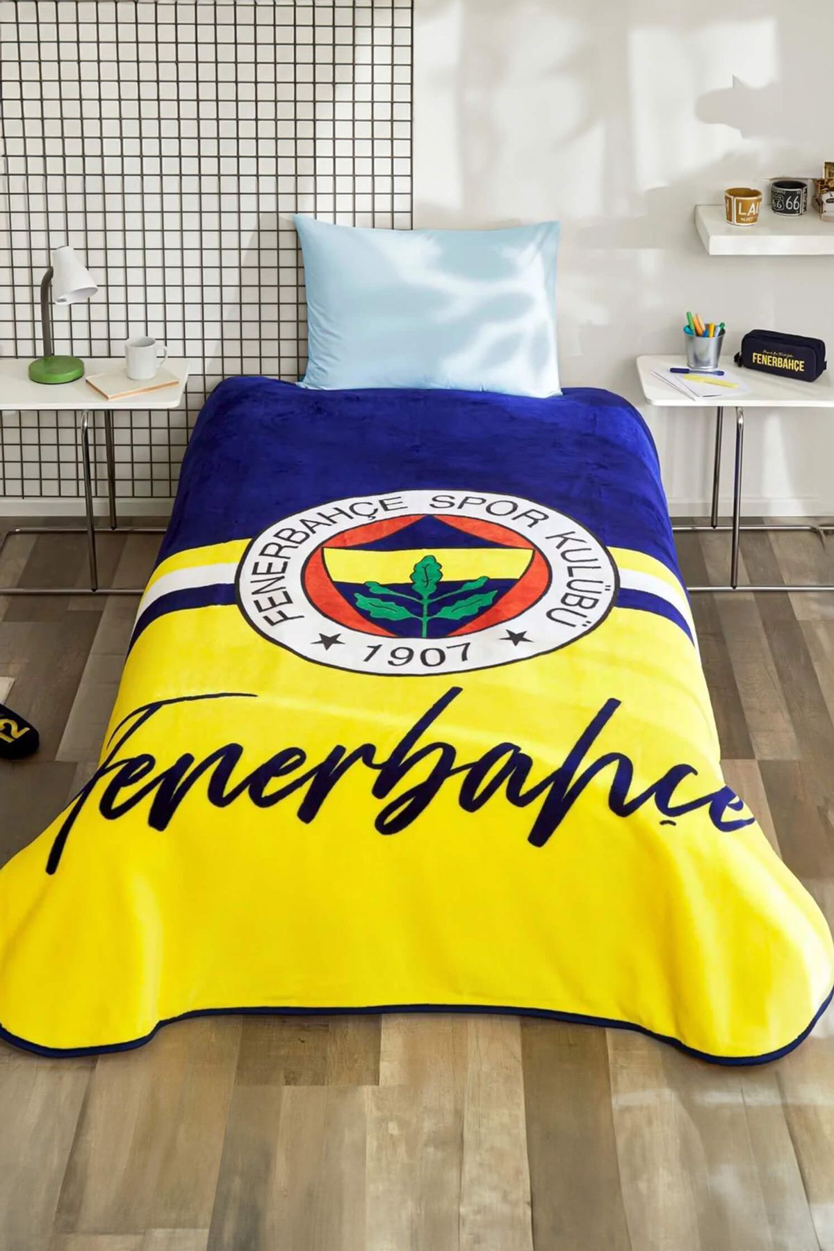 Taç Fenerbahçe Sarı Lacivert Lisanslı Tek Kişilik Battaniye