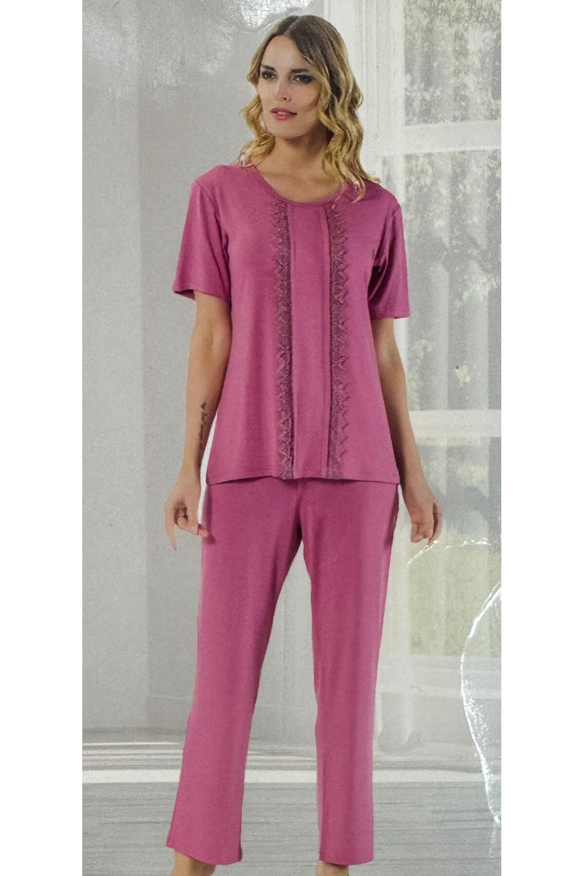 İpek Kadın Kısa Kol Dantelli Pijama Takımı
