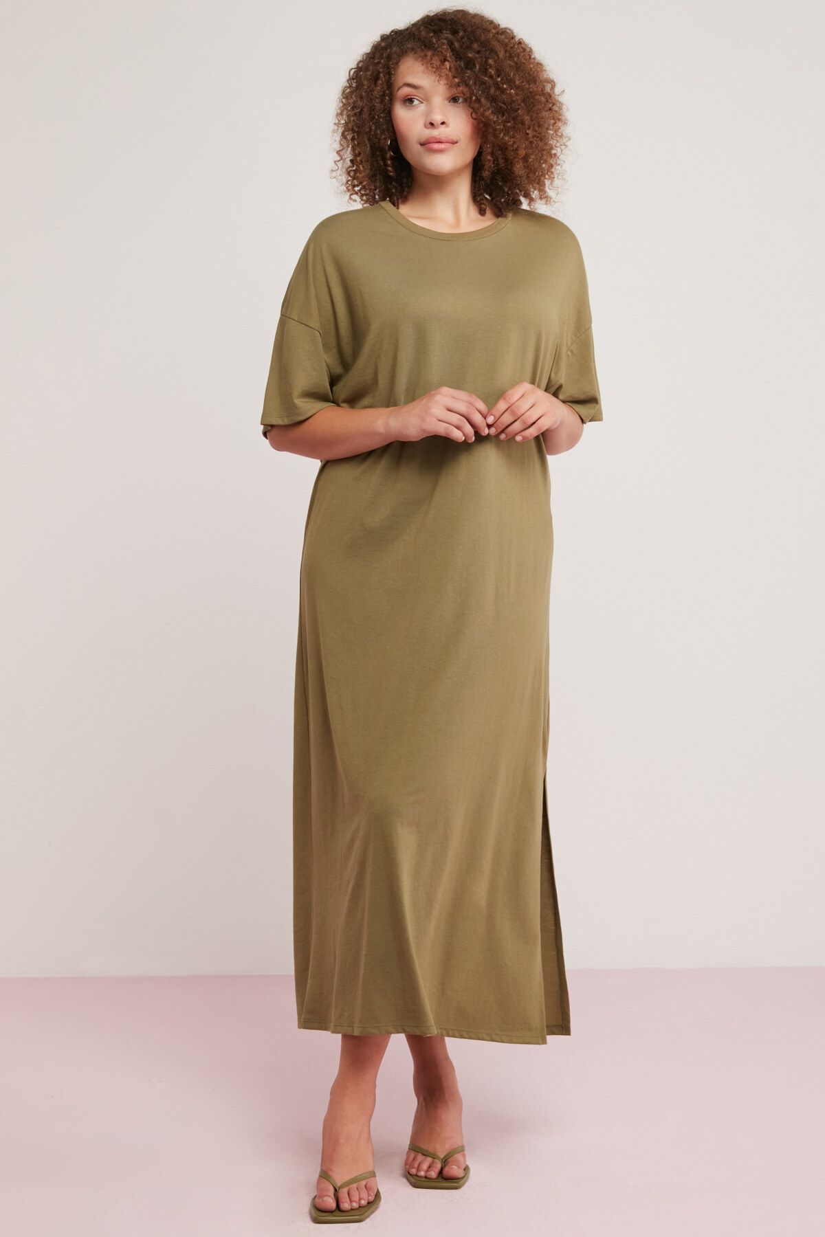 ETHIQUET Morganne Kadın 100% Pamuk Dökümlü Yarasa Kol Yırtmaçlı Comfort Fit Haki Büyük Beden Elbise