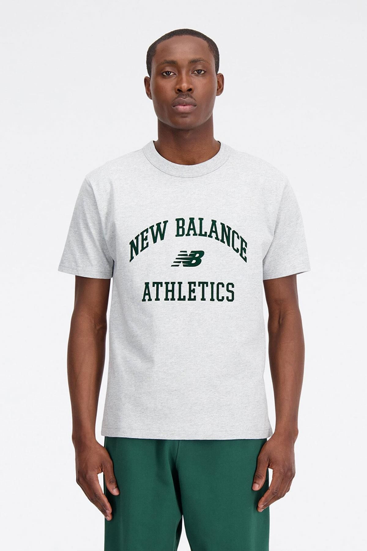 New Balance Erkek  T-Shirt MNT1402