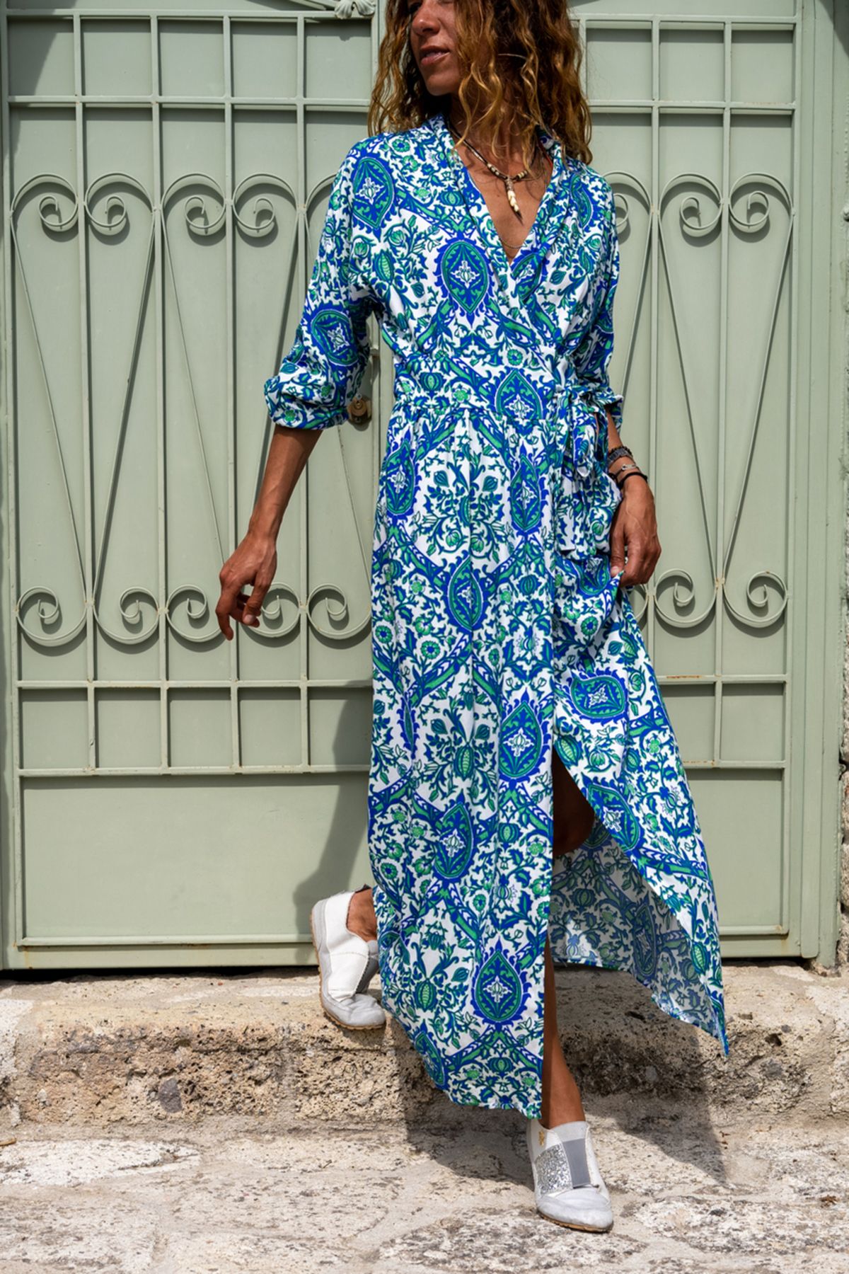 Güneşkızı Kadın Mavi Kruvaze Beli Bağlamalı Kolu Lastikli Desenli Viskon Elbise Bst3415