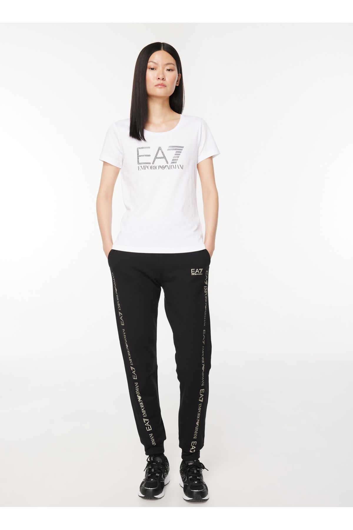EA7 Bisiklet Yaka Düz Beyaz Kadın T-shirt 6rtt29