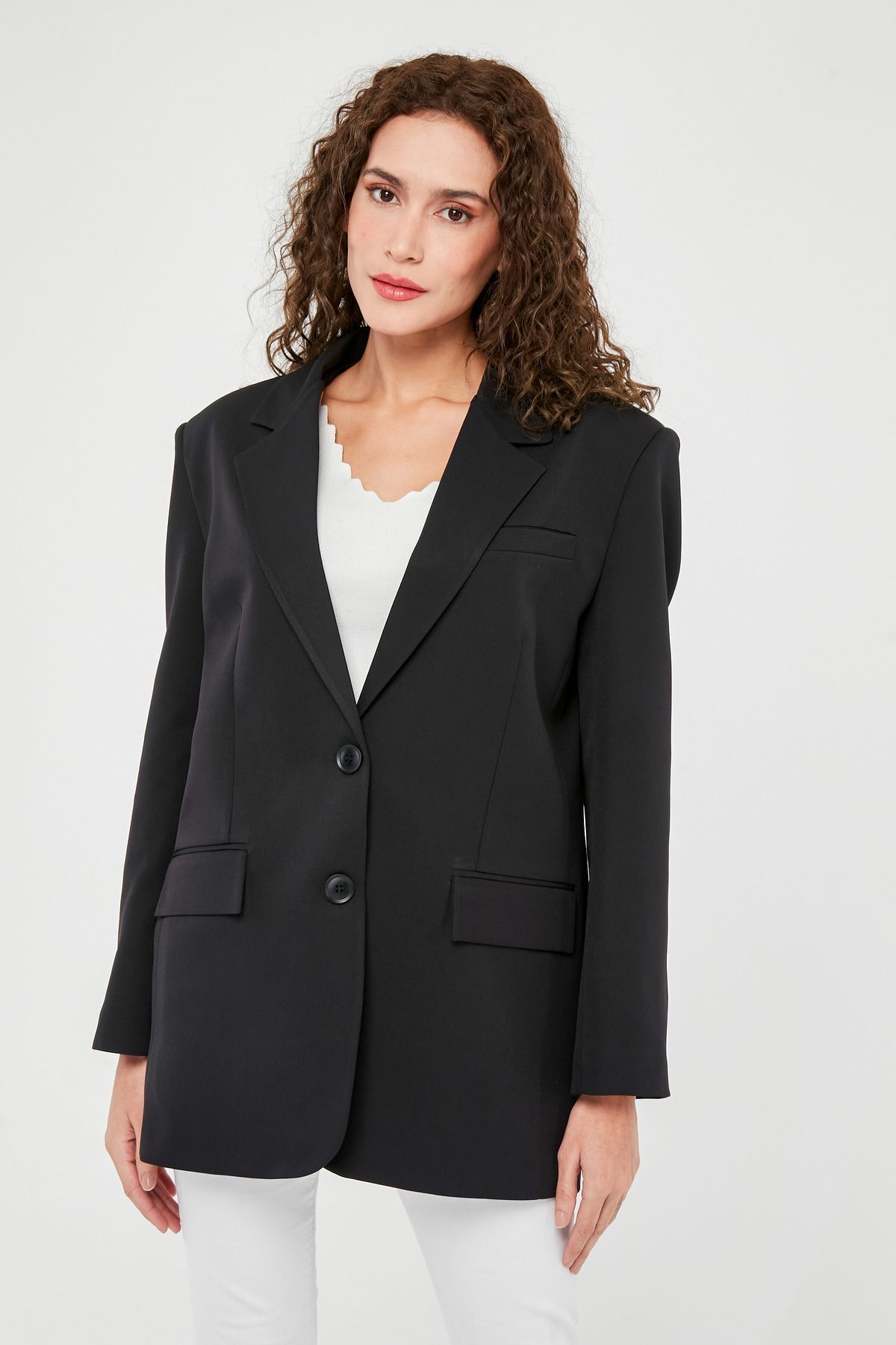 Bolivente Siyah Kadın Düğmeli Oversize Blazer Ceket