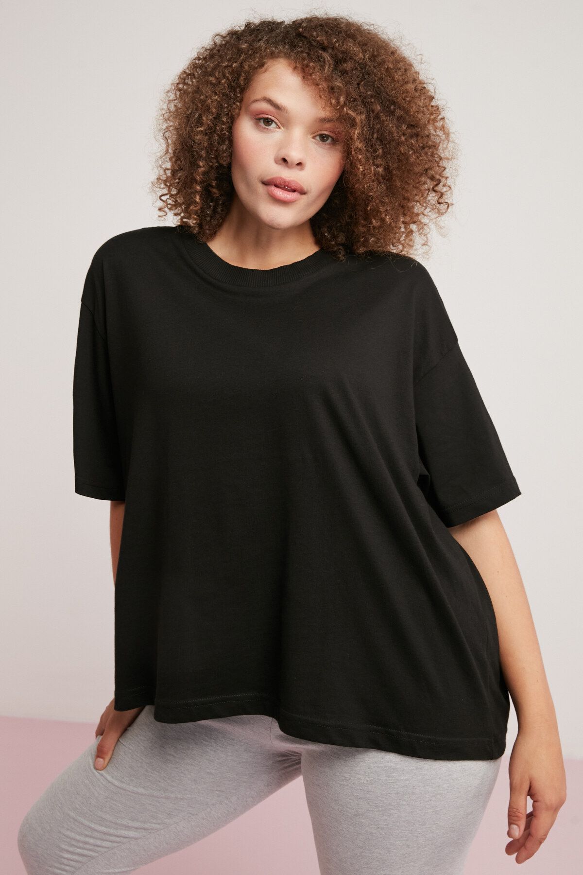 ETHIQUET Allison Kadın 100% Pamuk Oversize Yuvarlak Yaka Yarım Kollu Siyah Büyük Beden T-shirt