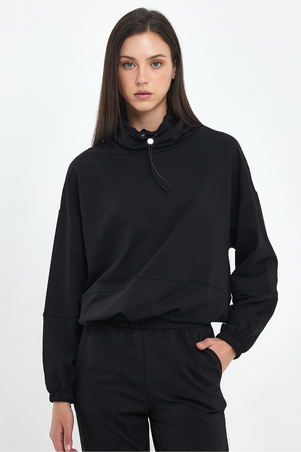 VENA Kadın Norah Siyah Yakası Detaylı Regular Fit Sweatshirt