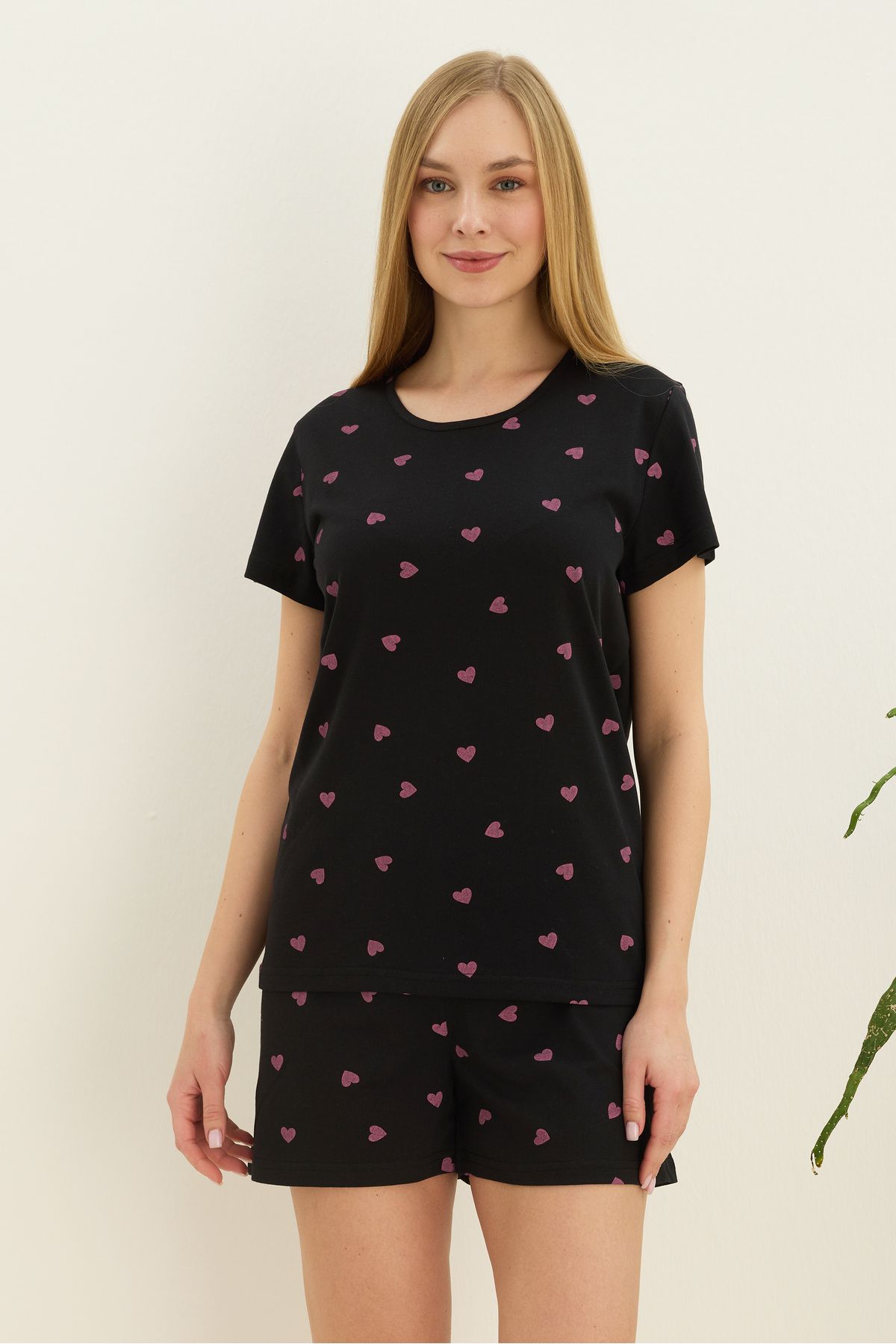 Siyah İnci pembe kalp desenli Pamuklu Şort-Pijama Takım