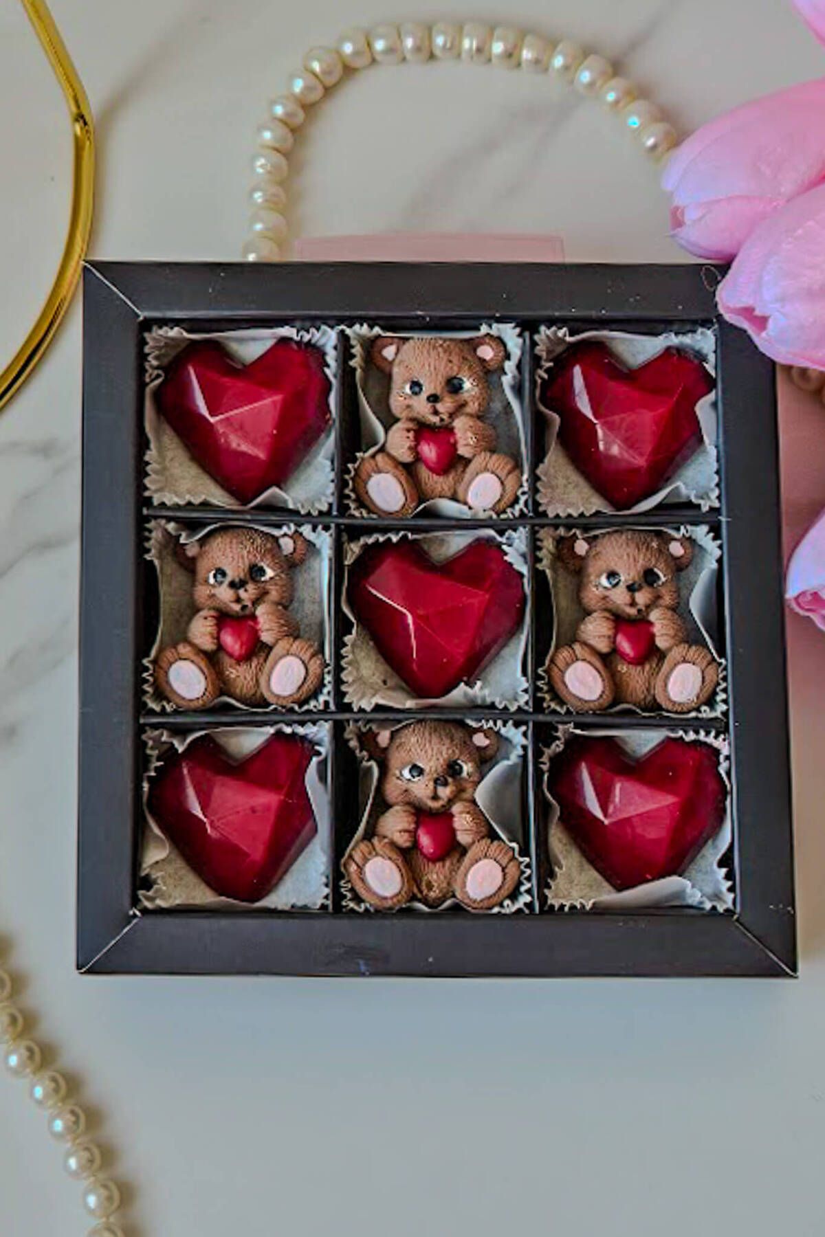 ksana choco "aşkın Ifadesi" Sütlü Kalp Ve Ayıcıklı El Yapımı Belçika Çikolatası Hediye Kutusu