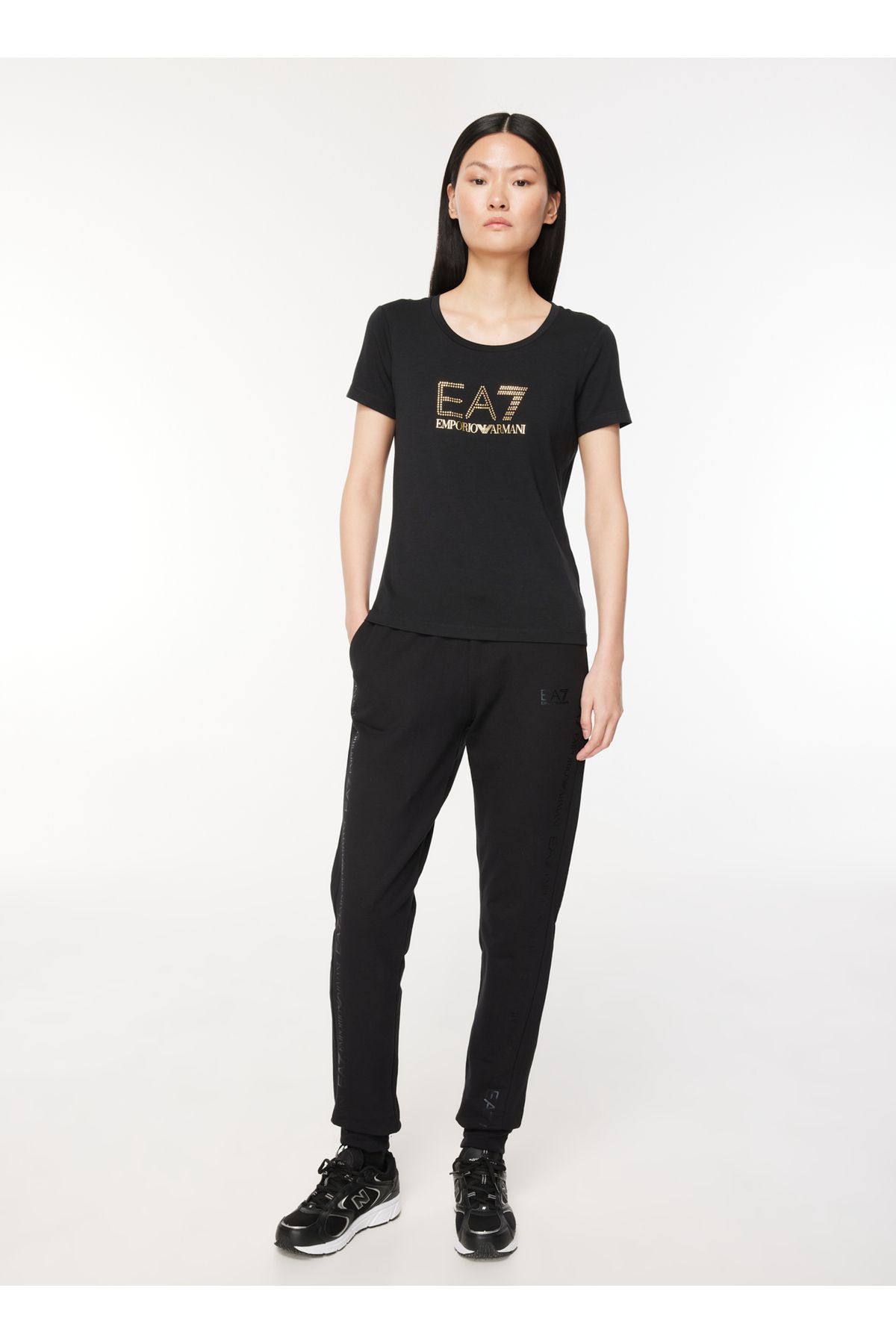 EA7 Bisiklet Yaka Düz Siyah Kadın T-shirt 8ntt67