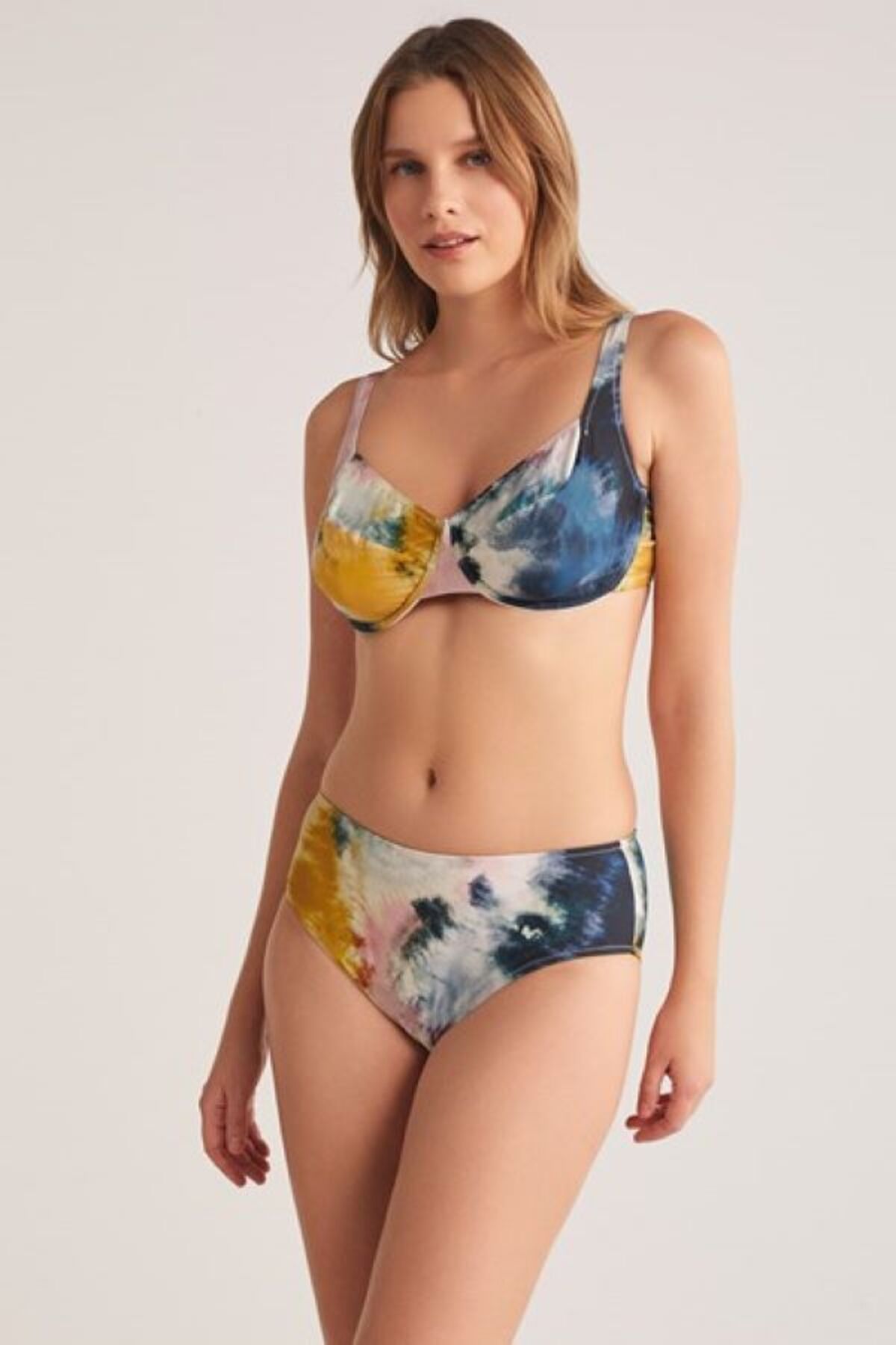 Kom Ayarlanabilir Askılı Kapsız Telli Artecas Renkli Desenli Toparlayıcı Bikini Takımı