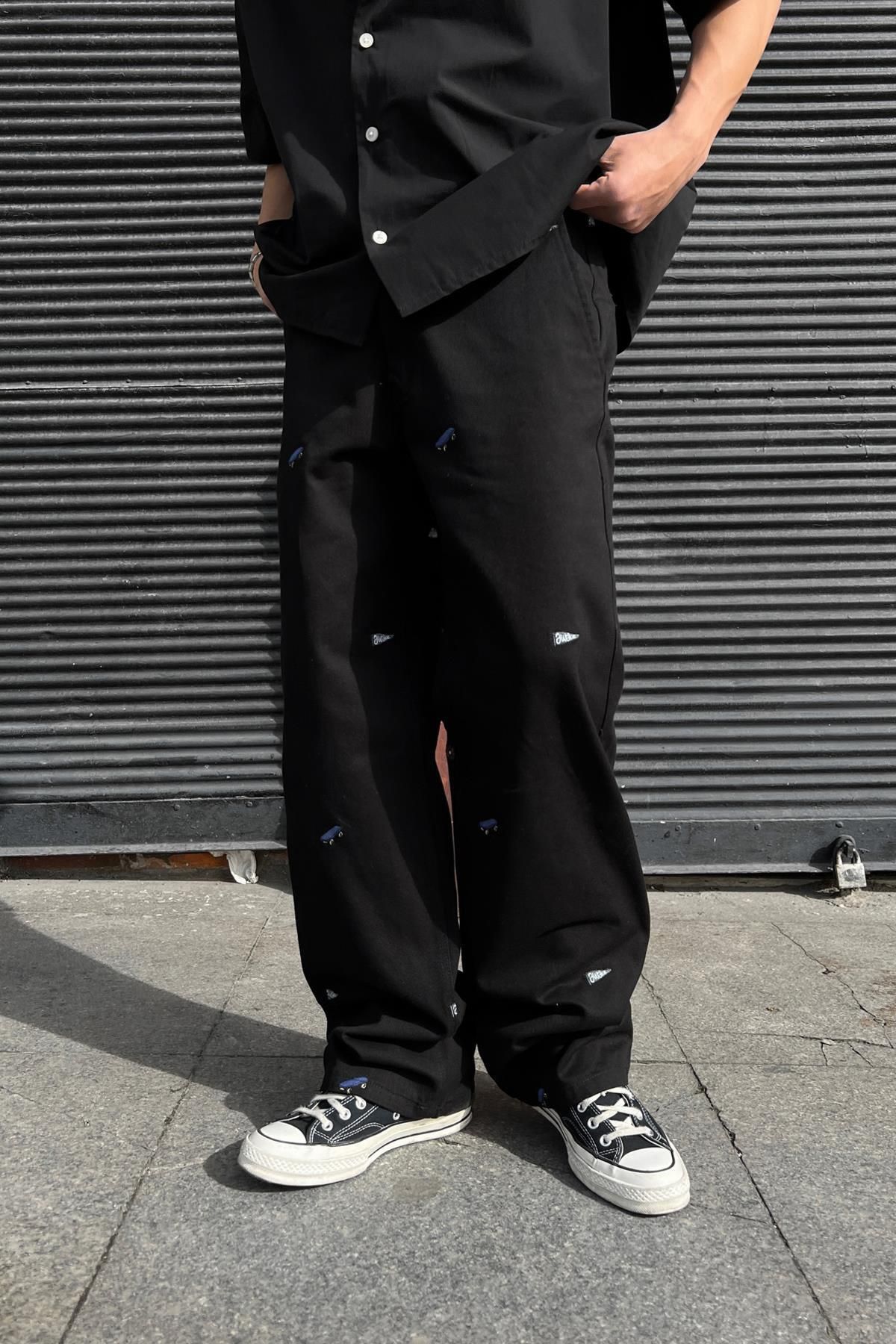 Flaw Wear Skate Nakışlı Siyah Gabardin Pantolon