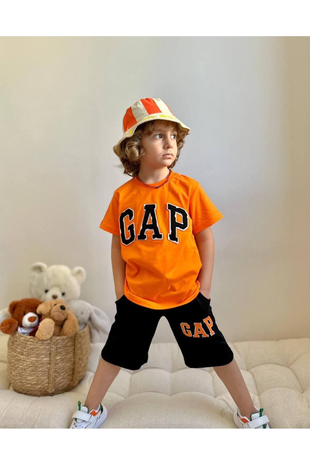 GAP Premium Kalite Gap Baskılı  T-shirt-Şort Takımı 5-16 Yaş Arası