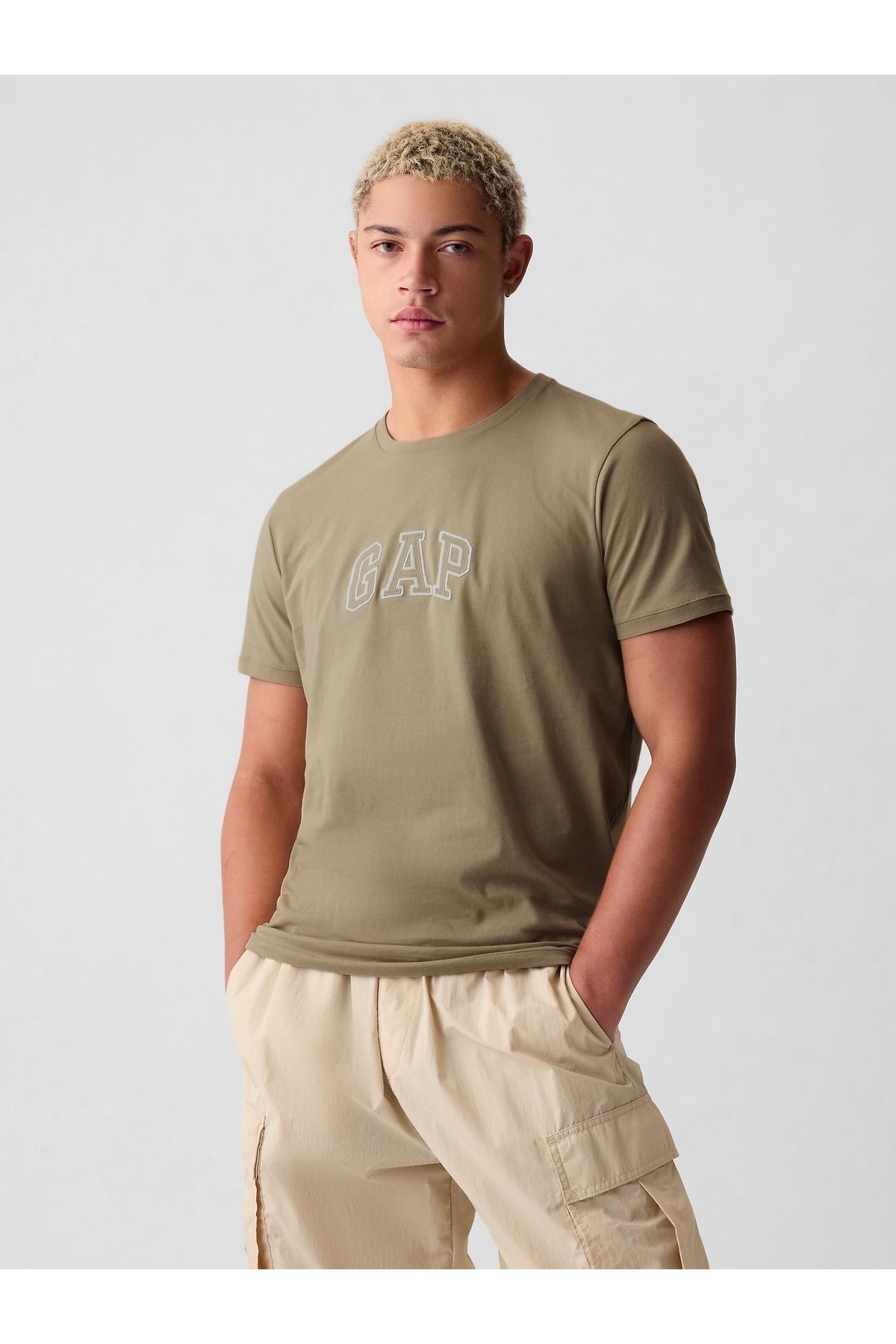 GAP Erkek Bej Gap Logo T-Shirt