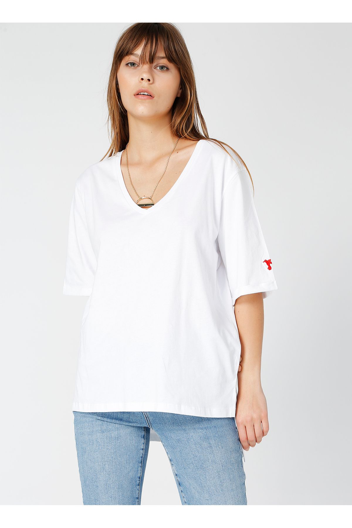 Fabrika Talita Beyaz V Yaka Kadın T-shirt
