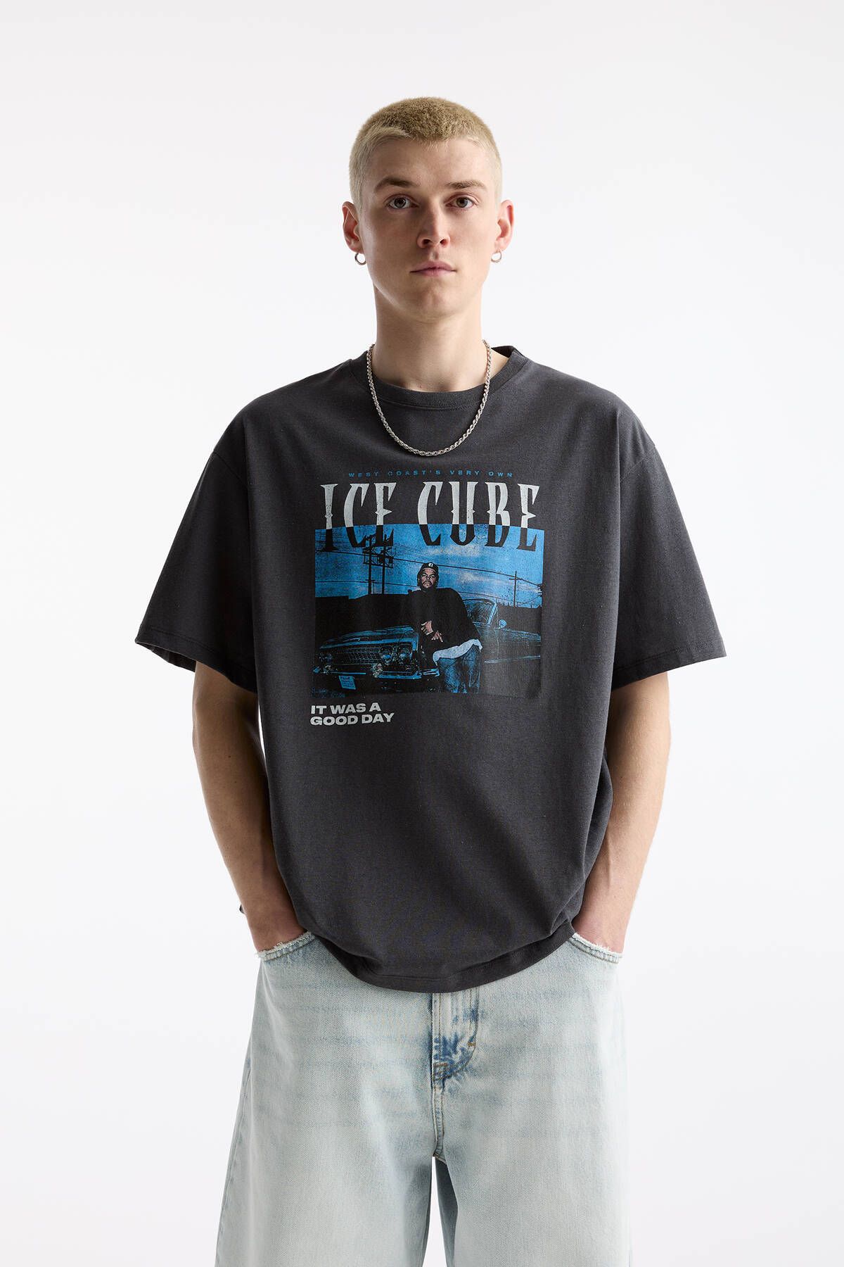 Pull & Bear "Ice Cube" yazılı ve kısa kollu t-shirt