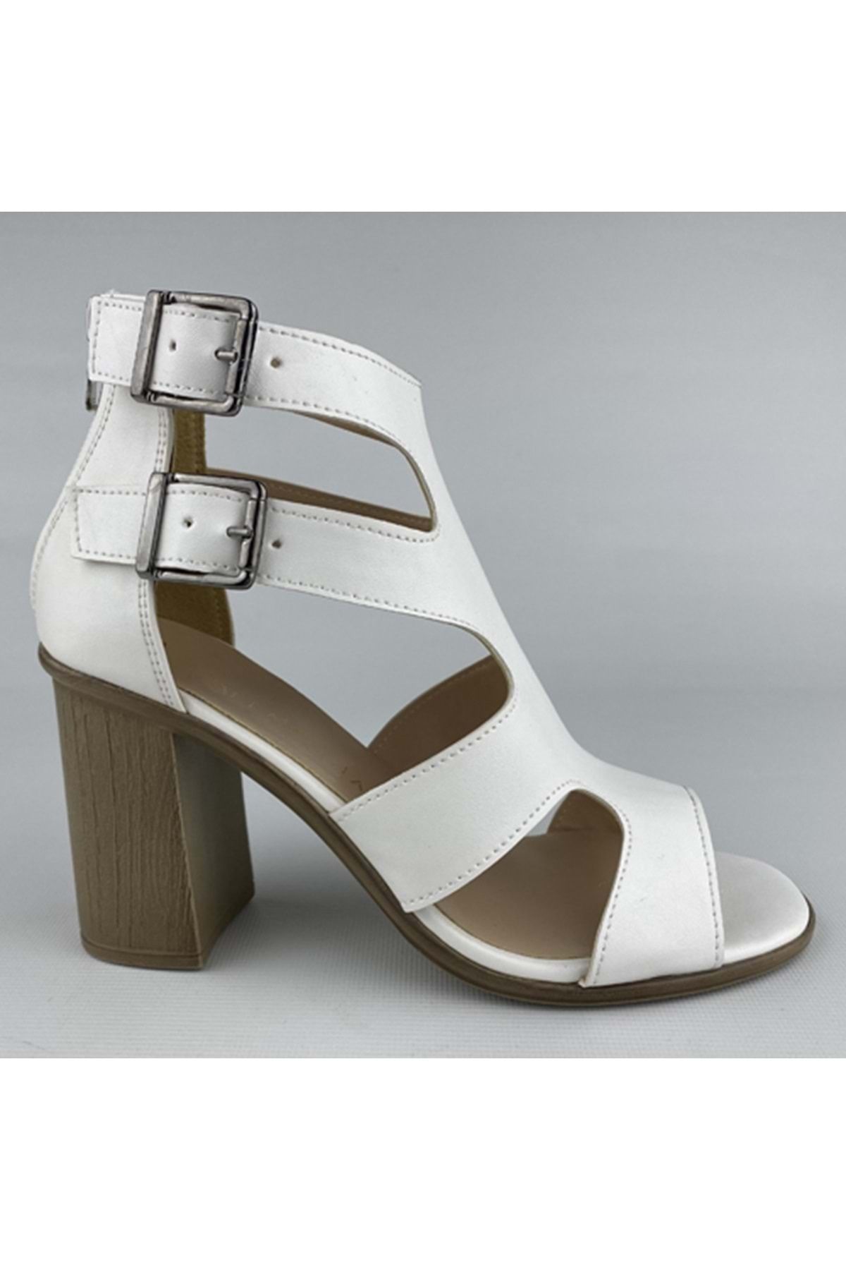 Astorya Beyaz Fermuarlı Yandan Kayışlı 9 Cm Kalın Topuklu Kafes Model Kadın Ayakkabı