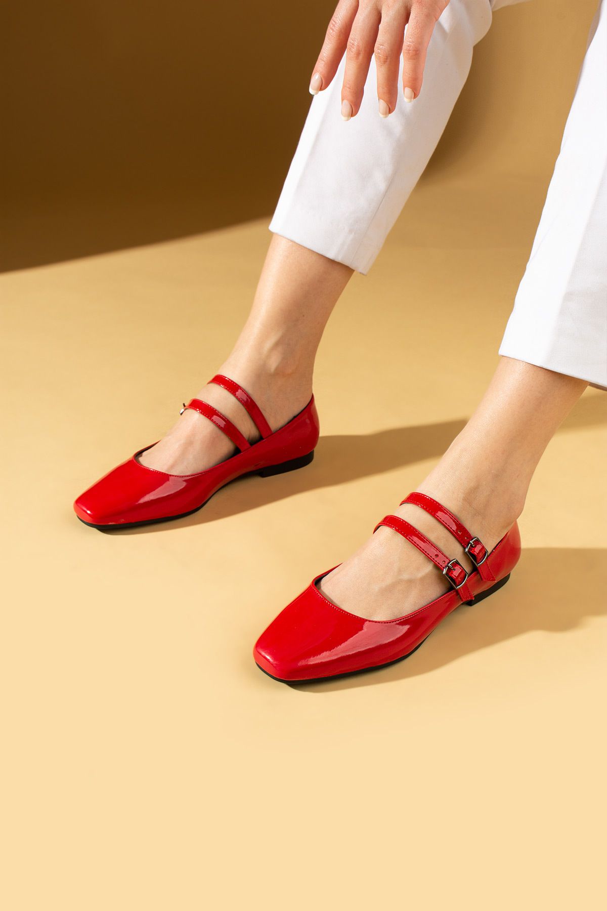 Pembe Potin Kadın Kırmızı Rugan Kısa Klasik Topuk Rahat Kalıp Babet Ofis Ayakkabı