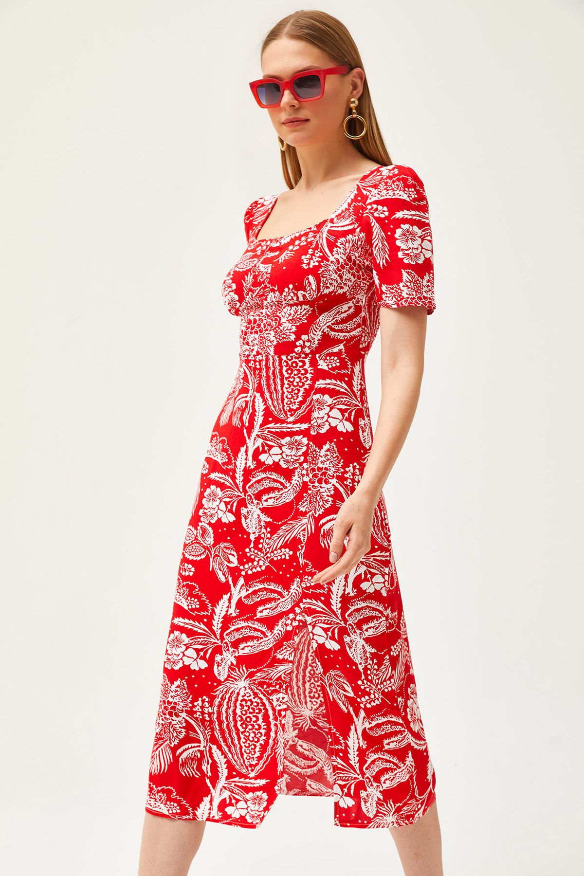 Olalook Kadın Kırmızı Yaprak Kare Yaka Yırtmaçlı Desenli Dokuma Elbise ELB-19002117