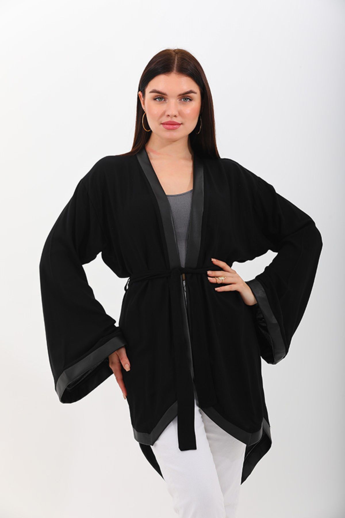 marecaldo Yazlık Kadın Giyim Modası Avangart Kimono Modeli Eleganza Siyah 1 Desen