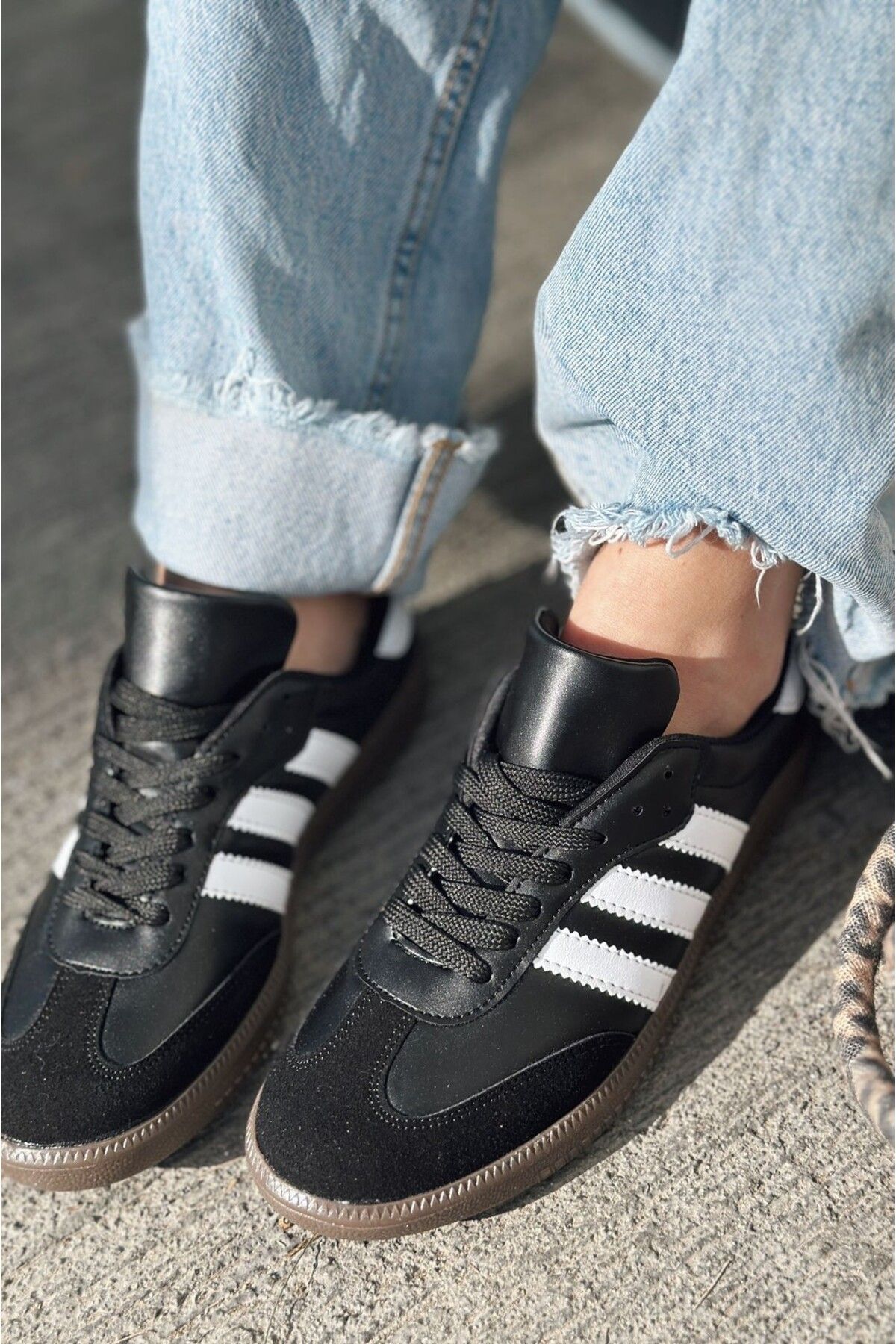 I Love Shoes Sampe Mat Deri Bağcık Detaylı Kadın Spor Ayakkabı Siyah