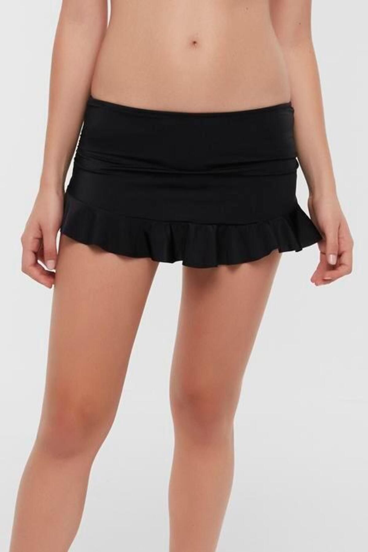 Penti Siyah Basic Etekli Fırfır Detaylı Bikini Altı