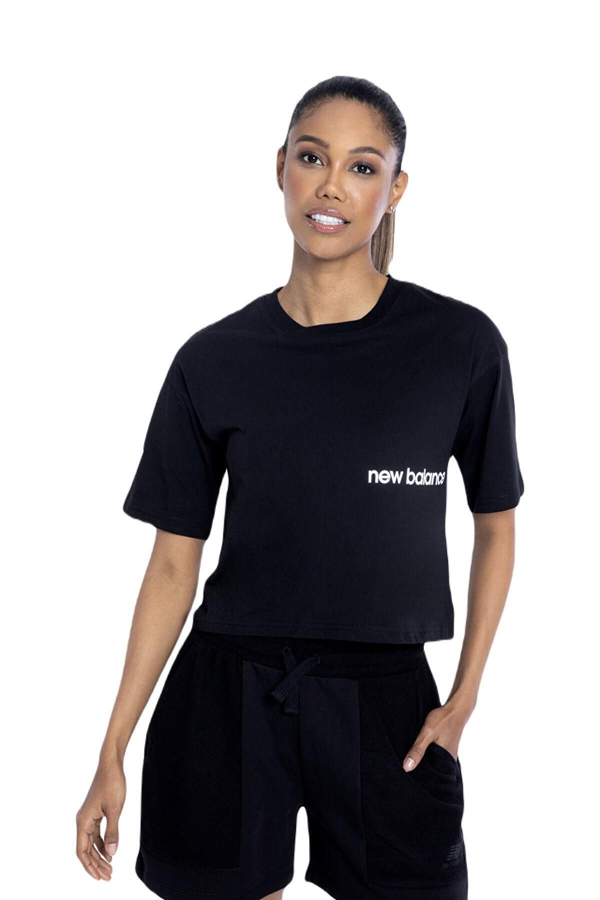 New Balance WNT1340-BKW Kadın Tişört