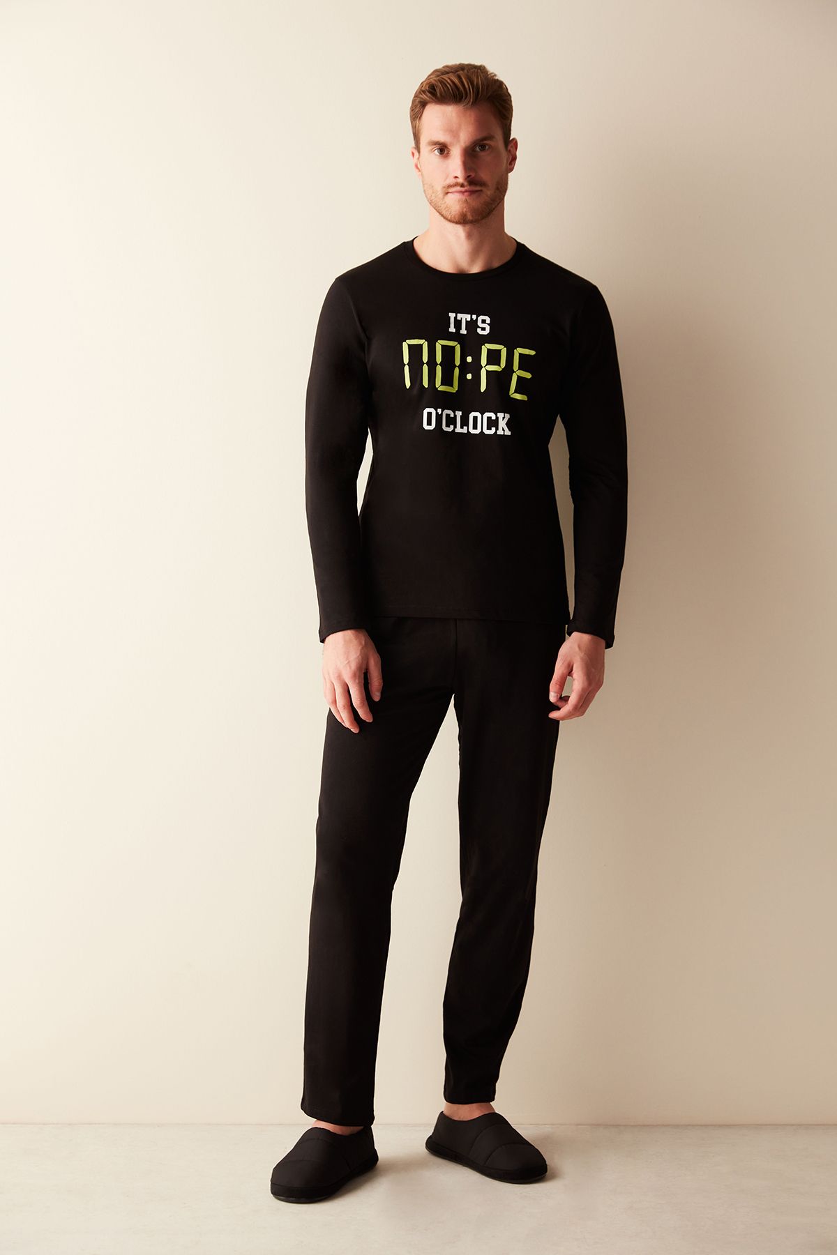 Penti Erkek Nope Sloganlı Siyah Pijama Takımı