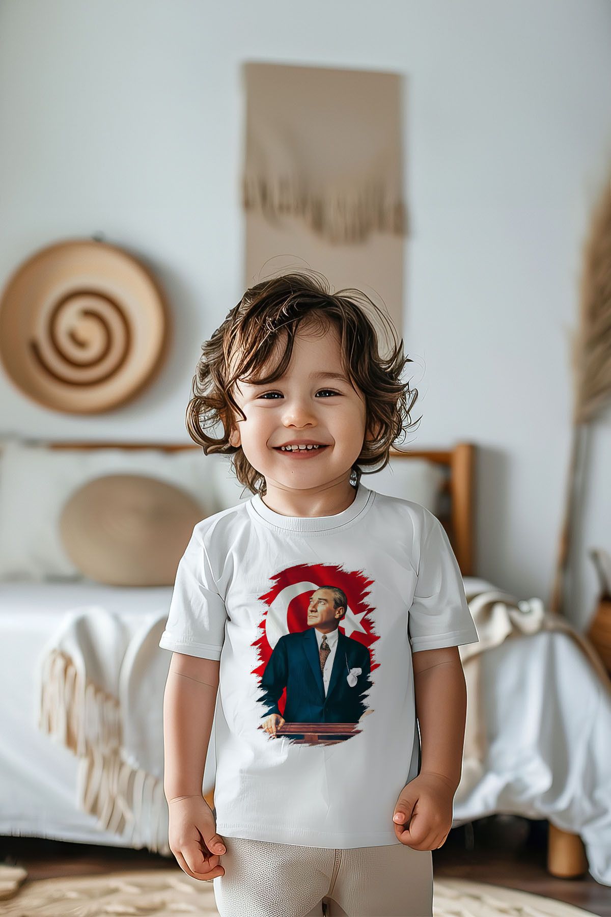Lilabio %100 Pamuk Erkek Çocuk Atatürk Baskılı Kısa Kollu Tişört