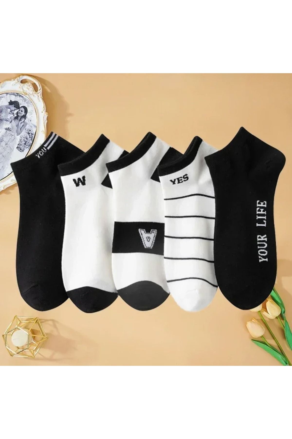 çorapmanya 5 Çift Dikişsiz Erkek Yazlık Rahat Siyah Beyaz Pamuk Patik Çorap