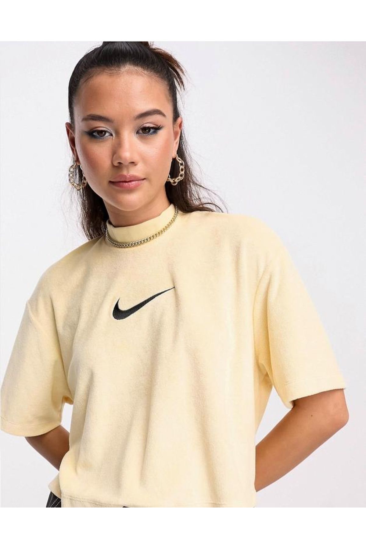 Nike Sportswear Mock-Neck Kadın Krem T-Shirt NDD SPORT
