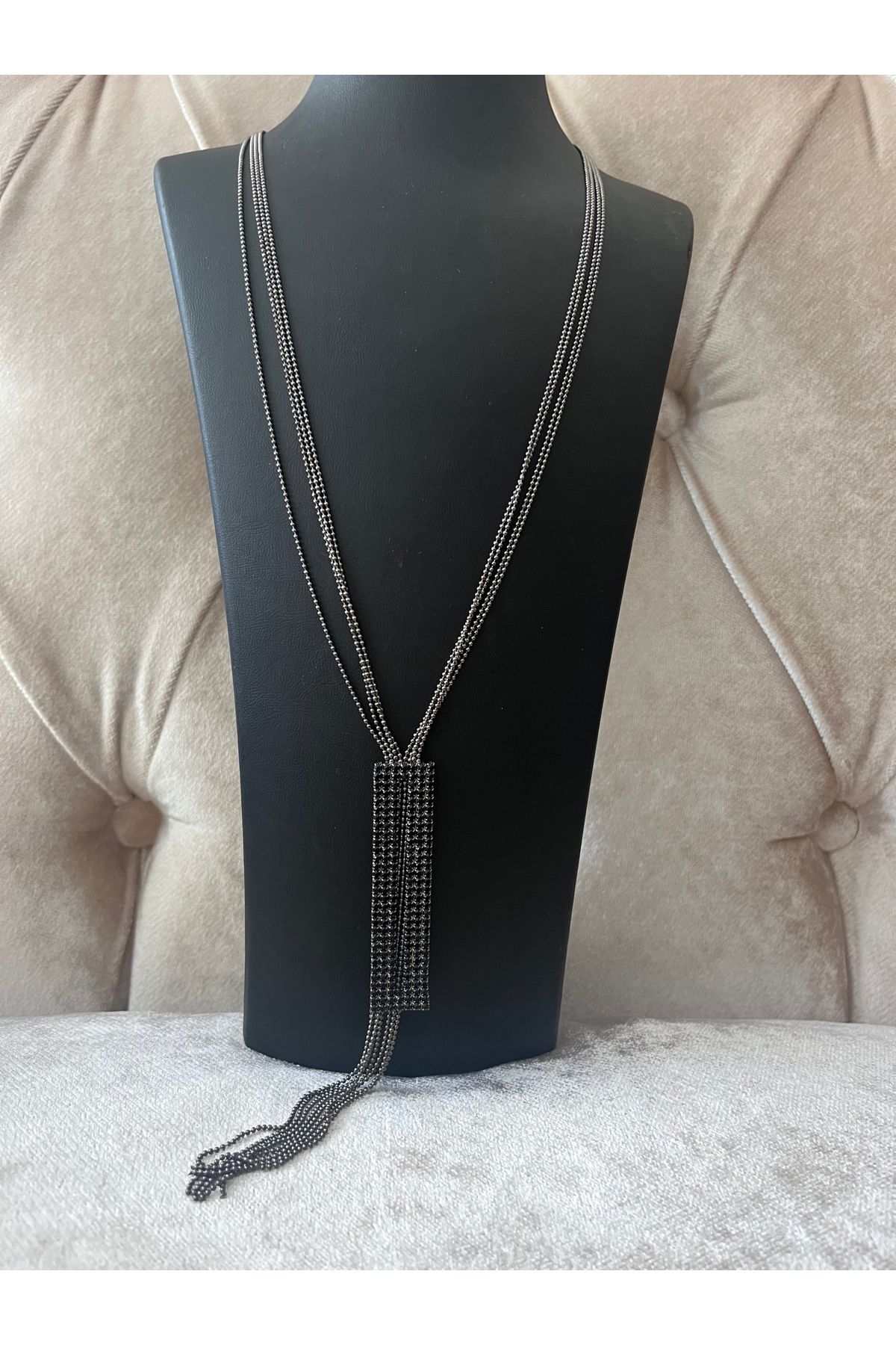 COCOSH TAKI Siyah renk zirkon taşlı püskül model abiye özel tasarım uzun çoklu kolye