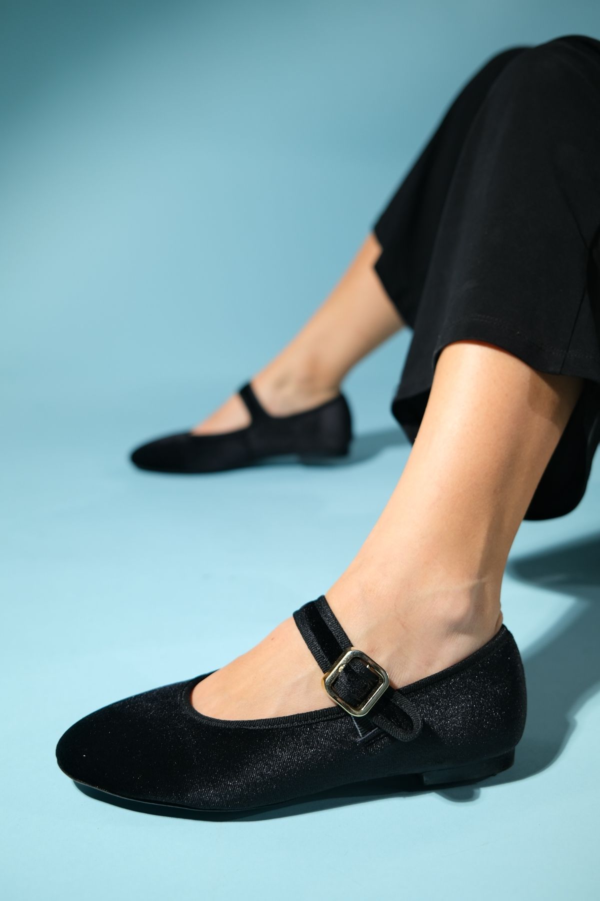 luvishoes ROLLO Siyah Kadife Kadın Babet Ayakkabı