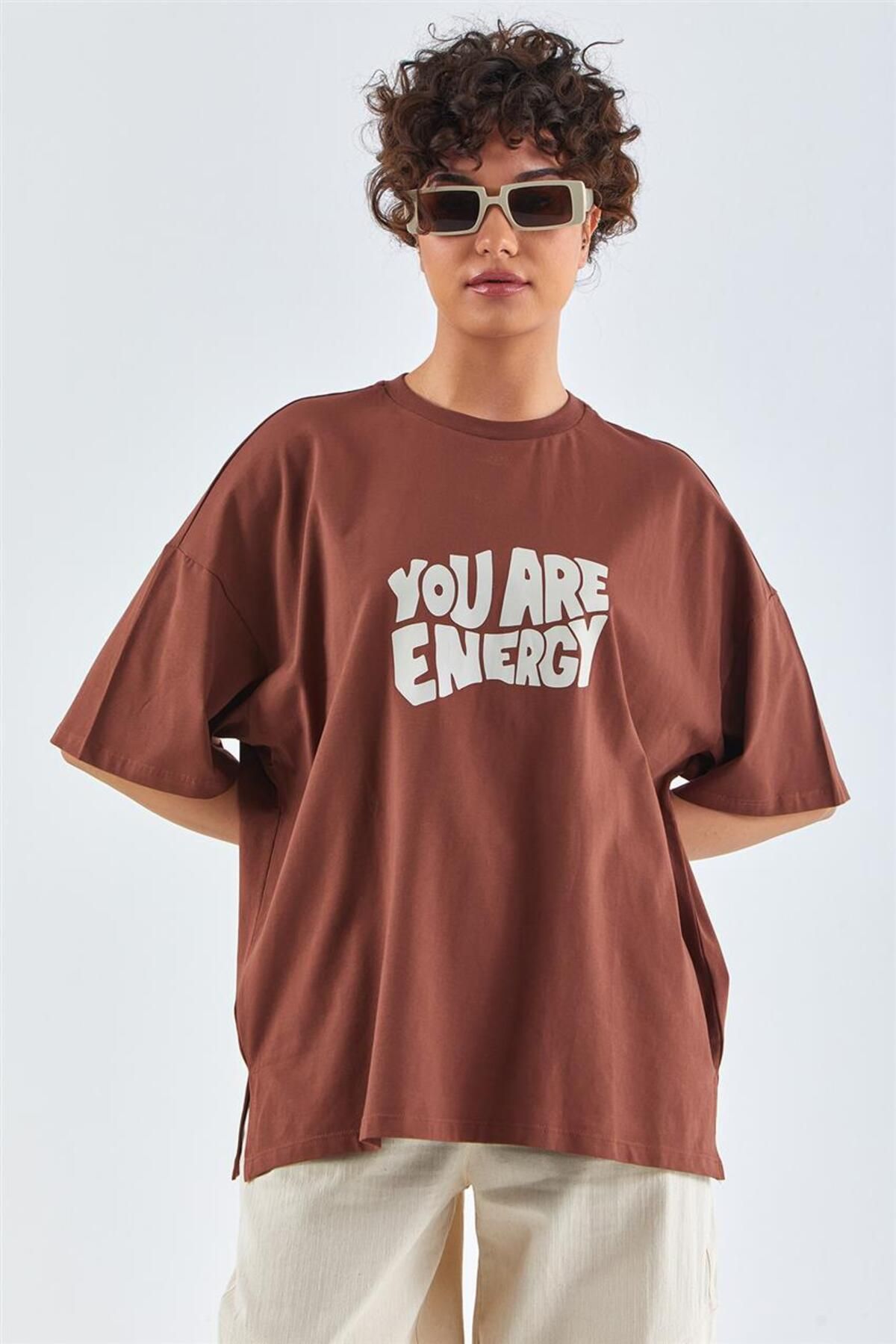 Loreen Yazı Baskılı Oversize Kahverengi T-shirt