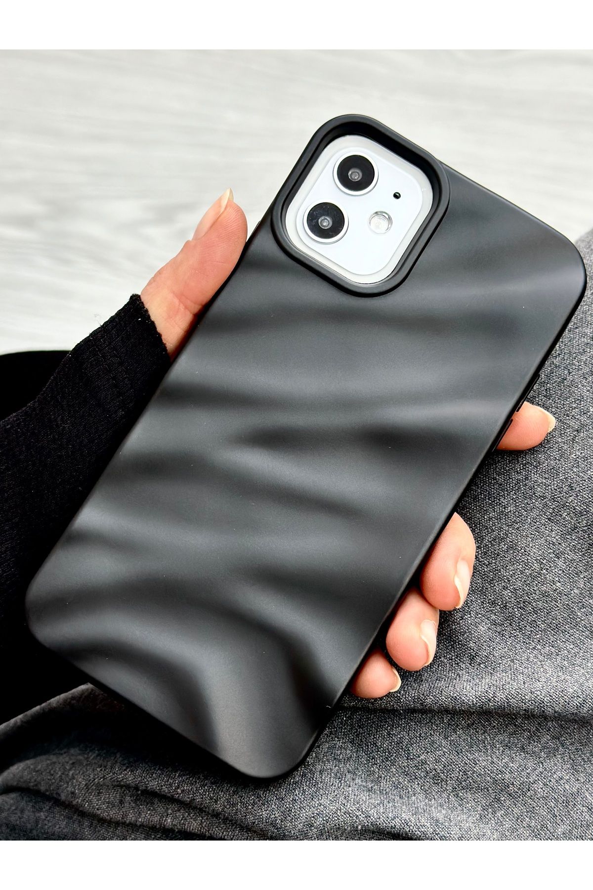 Go Aksesuar Iphone 11 Uyumlu 3d Wave Kabartma Mat Silikon Kılıf