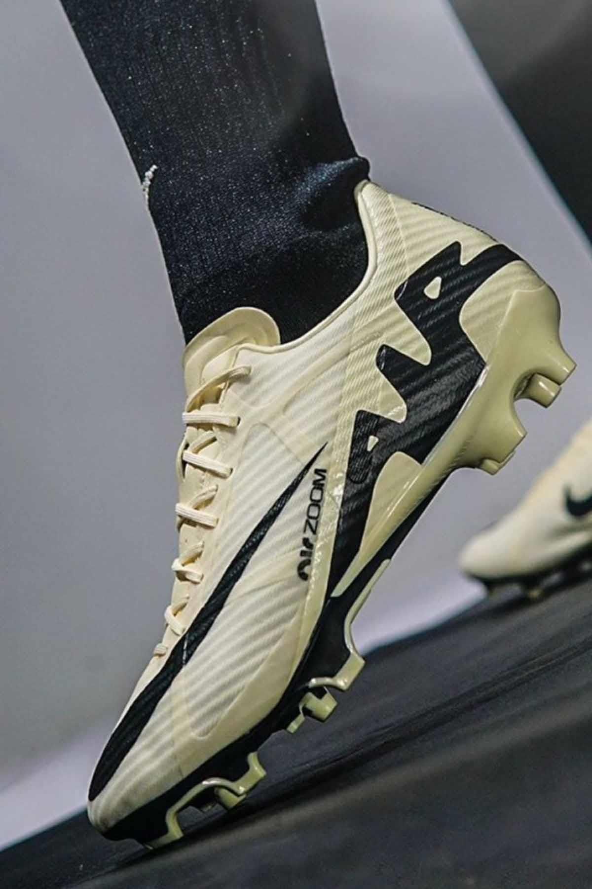 Nike Erkek Krampon Ayakkabı