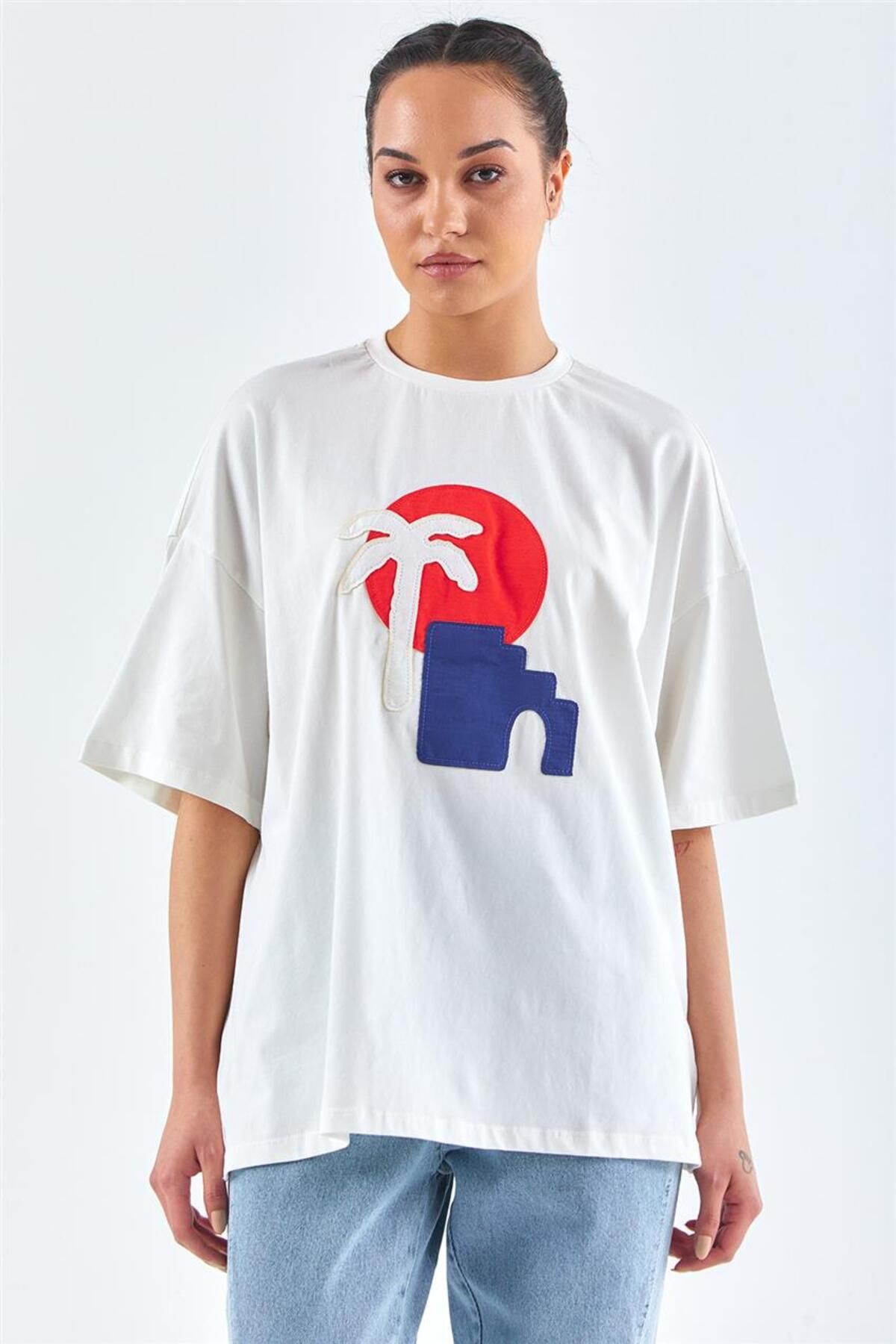 Loreen Palmiye Desenli Bol Kesim T-Shirt-Ekru M31271-52
