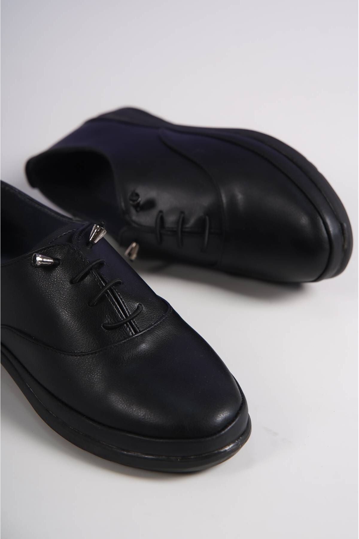 ayakkabıhavuzu Siyah Lastik Bağcıklı Ayakkabı