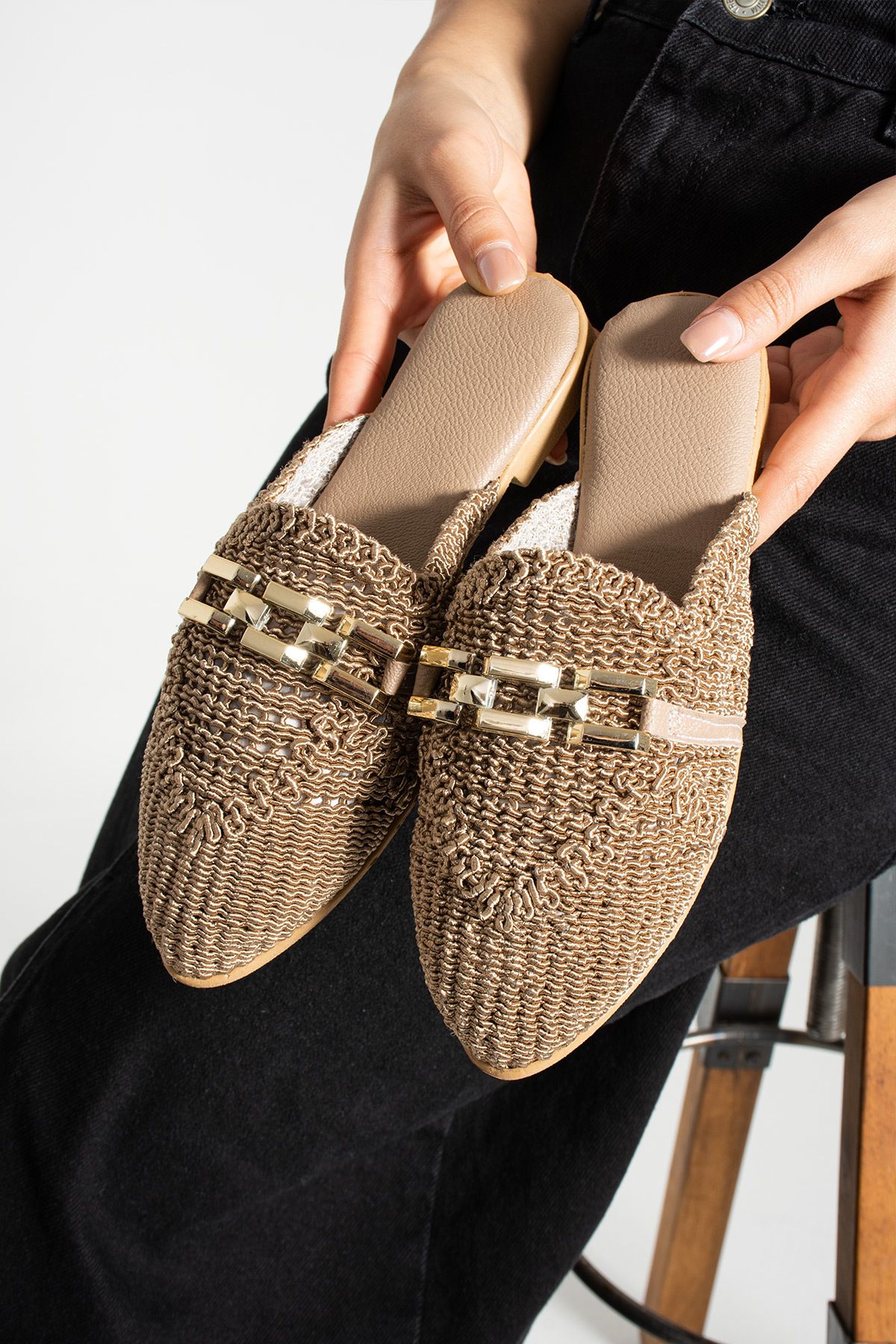 star shoes Kadın Zincirli Terlik Önü Kapalı Hasır Dantel Örme  Günlük Sandalet Terlik