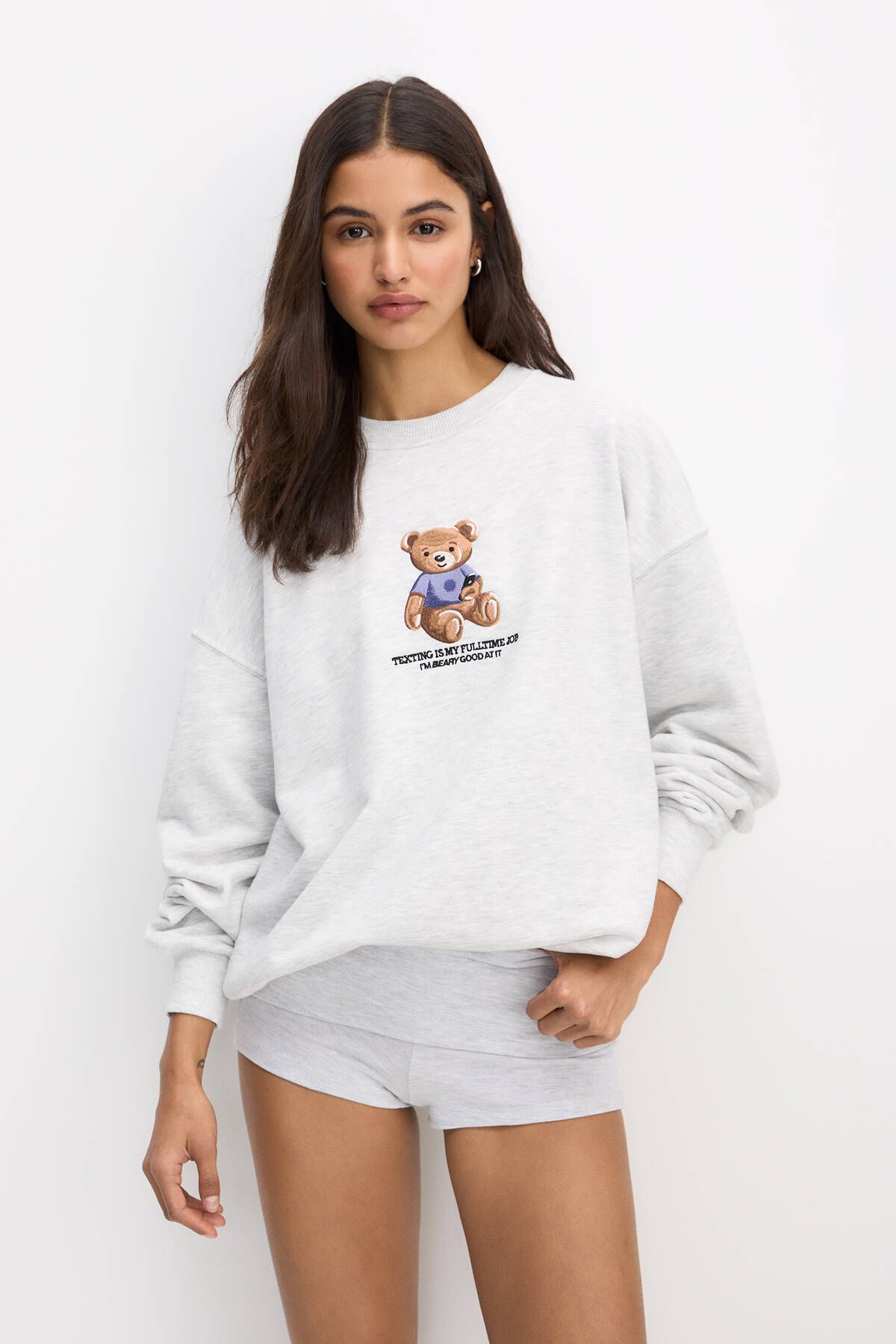 Pull & Bear Ayı işlemeli sweatshirt