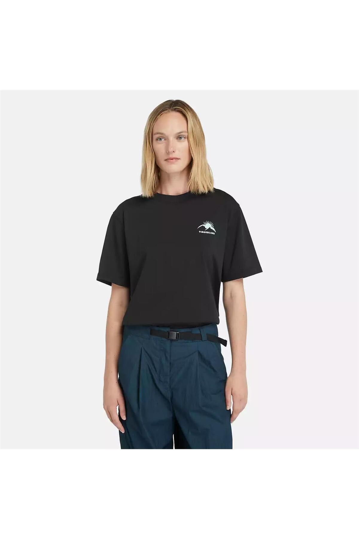 Timberland Hıke Lıfe Graphıc Short-Sleeve Tee Siyah Kadın T-Shirt