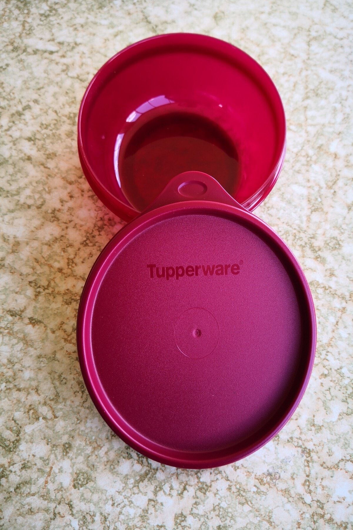 Tupperware 300 ml Şeker Kap Kırmızı Renk