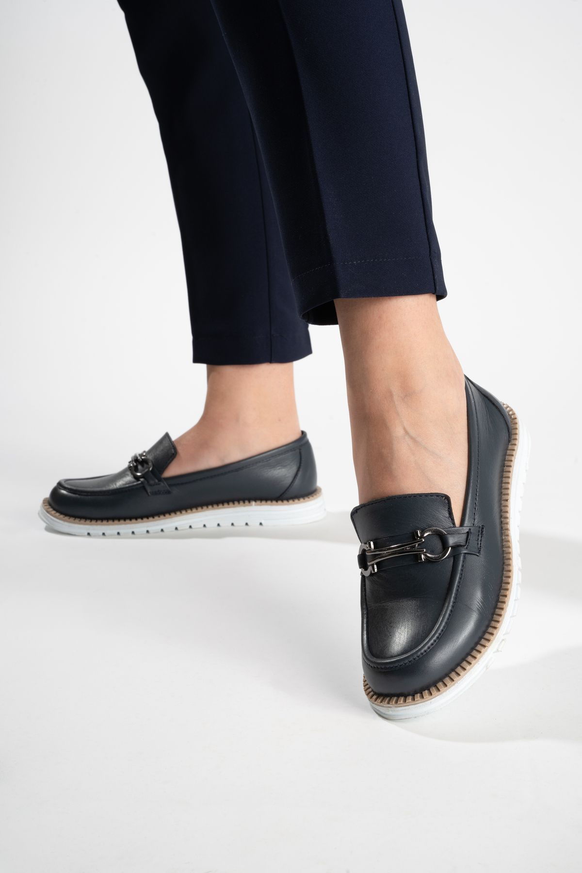 Cabra Blanca Hakiki Deri Loafer Gümüş Tokalı Loafer Babet İş Ayakkabısı Makosen Ayakkabı
