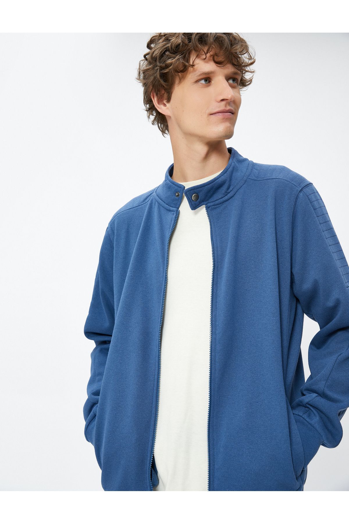 Koton Fermuarlı Sweatshirt Cep Detaylı Yuvarlak Yaka Çıtçıt Düğmeli Şardonlu
