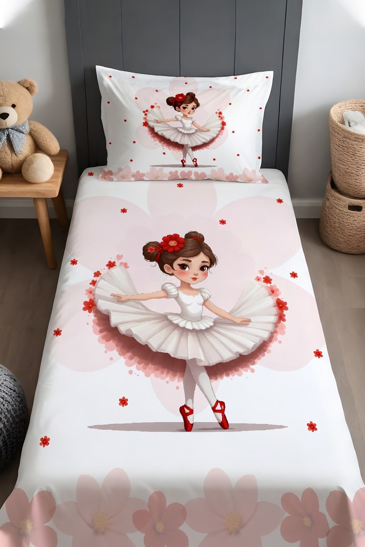 Evpanya Çiçekli Balerin Kız Desenli Yatak Örtüsü ve Yastık Kılıfı