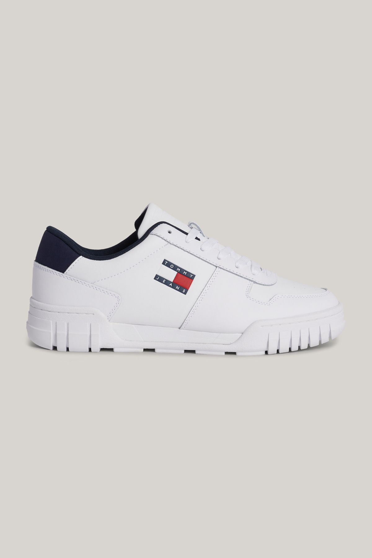 Tommy Hilfiger Erkek Marka Logolu Günlük Kullanıma Uygun Beyaz Sneaker Em0em01396-ybs