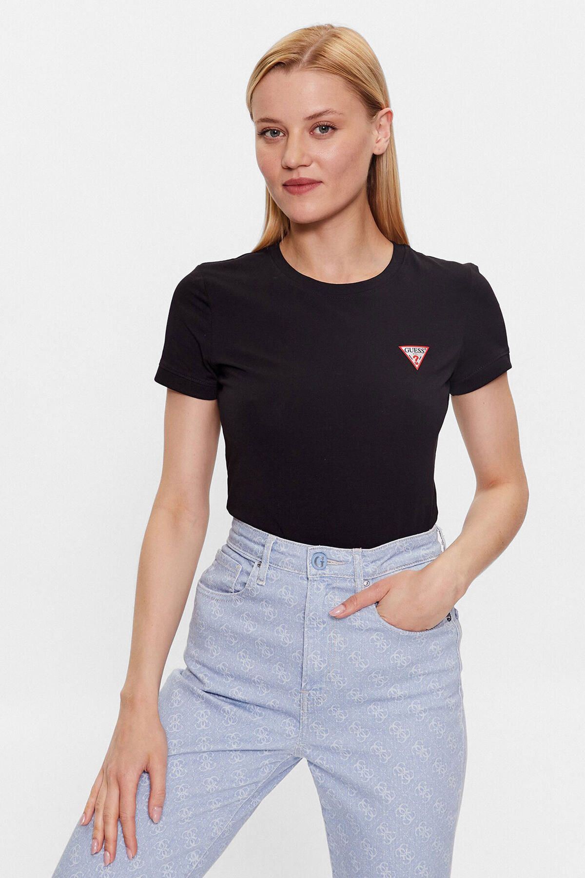 Guess Mini Triangle Kadın Slim Fit T-Shirt
