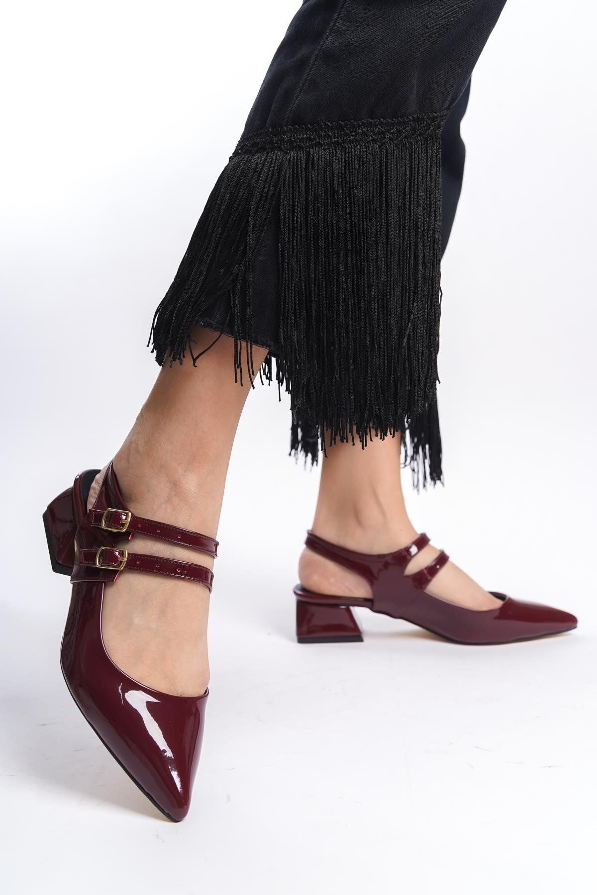 Bak Store Mary Jane Bordo Rugan Arkası Açık Sivri Burunlu Baretli Kısa Topuklu Ayakkabı